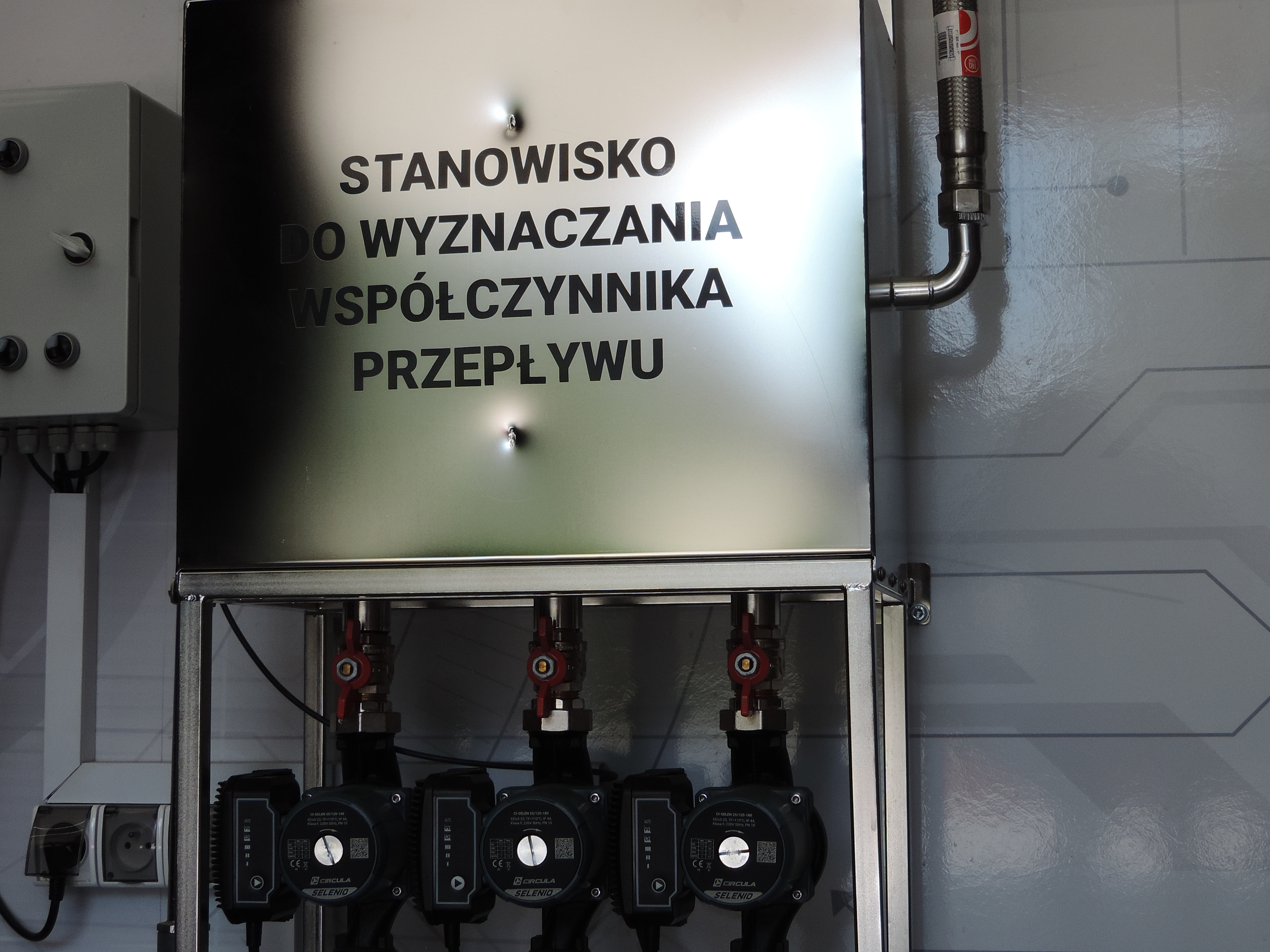 Stanowisko do wyznaczania współczynnika przepływu