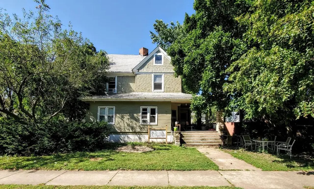 412 W. Hill St., Champaign: Front