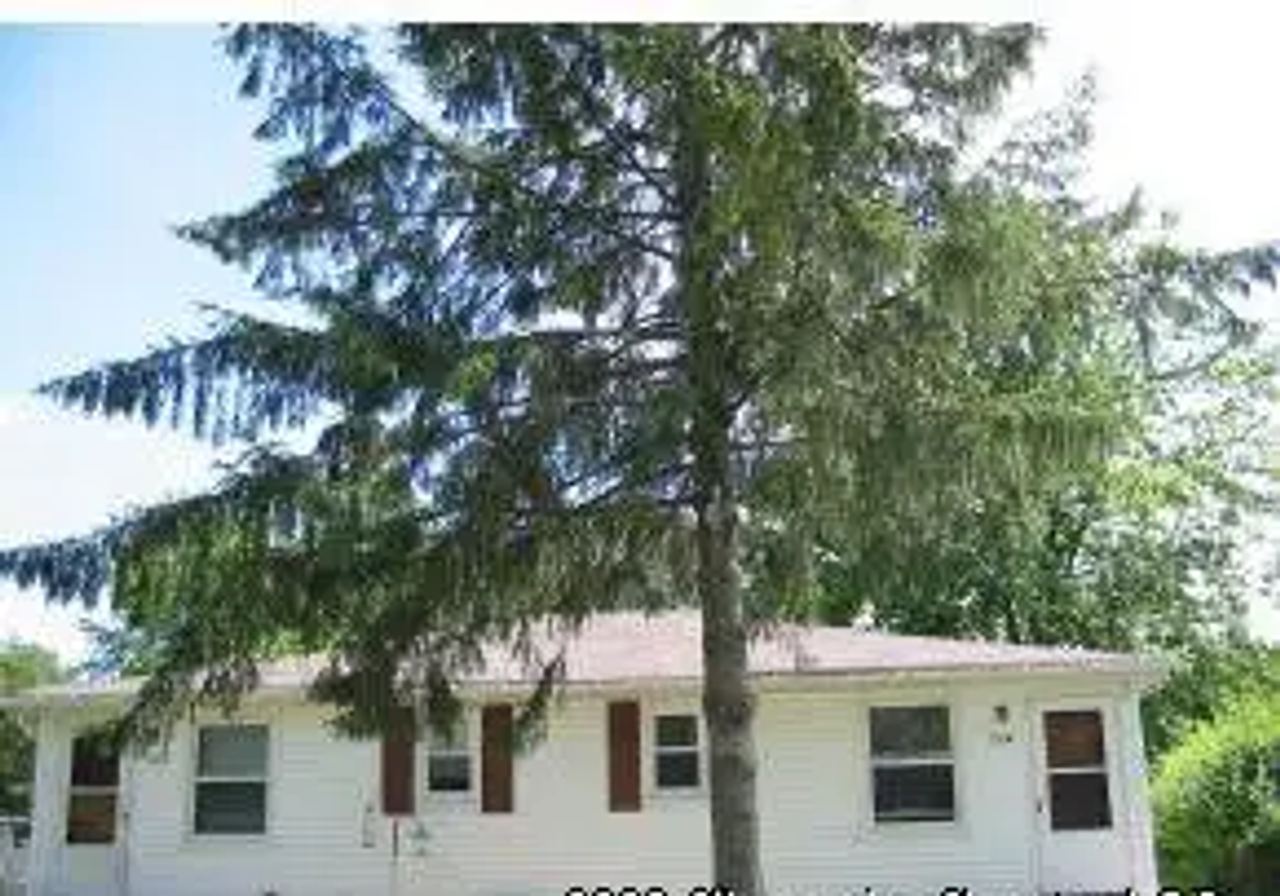 303 W. Reynolds St., Tolono: Front