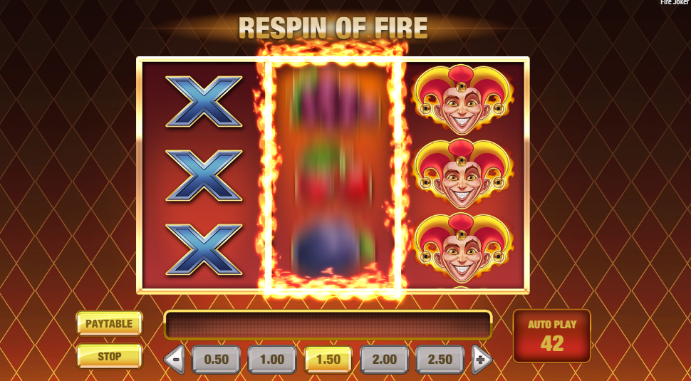Fire Joker -pelissä keskimmäinen kela pyöräytetään uudelleen, kun kaksi muuta kelaa täyttyvät samoilla symboleilla mutta voittoa ei ole muodostunut.