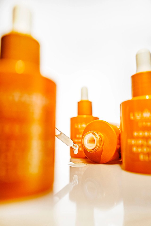 2023_05_03_oh_lumene_triple_glow_q2_1360-1335x2000