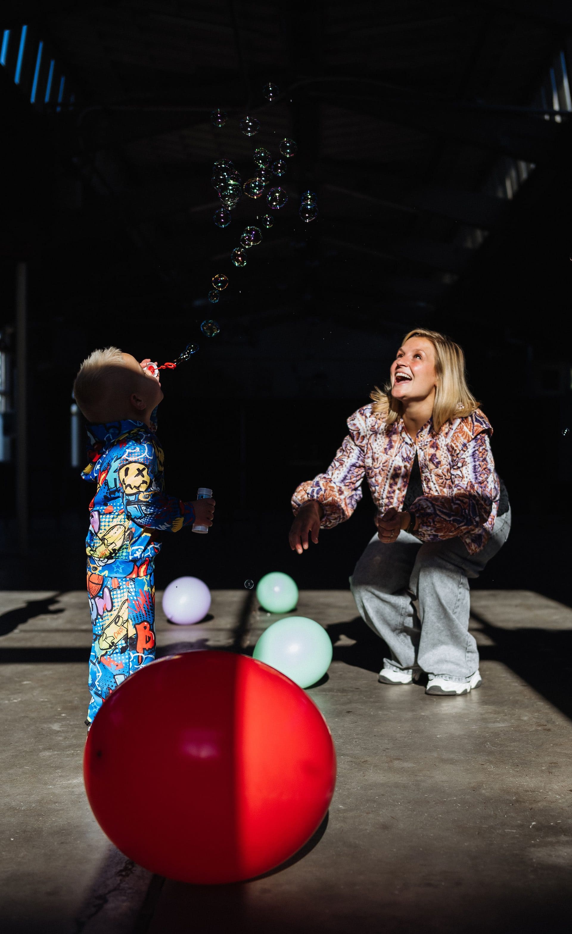 Kinderfeest met bellenblaas en ballonnen georganiseerd door Linda van Let's Go Events