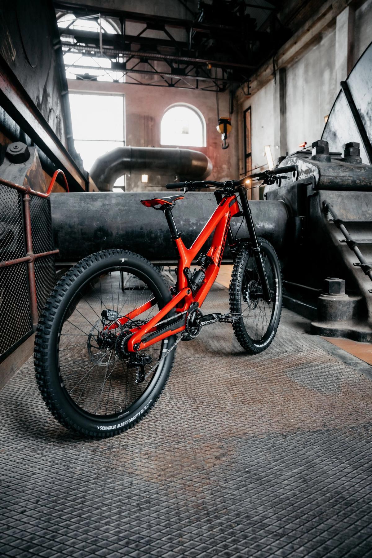 Nukeproof Dissent Carbon Pro 297 GX DH7 7