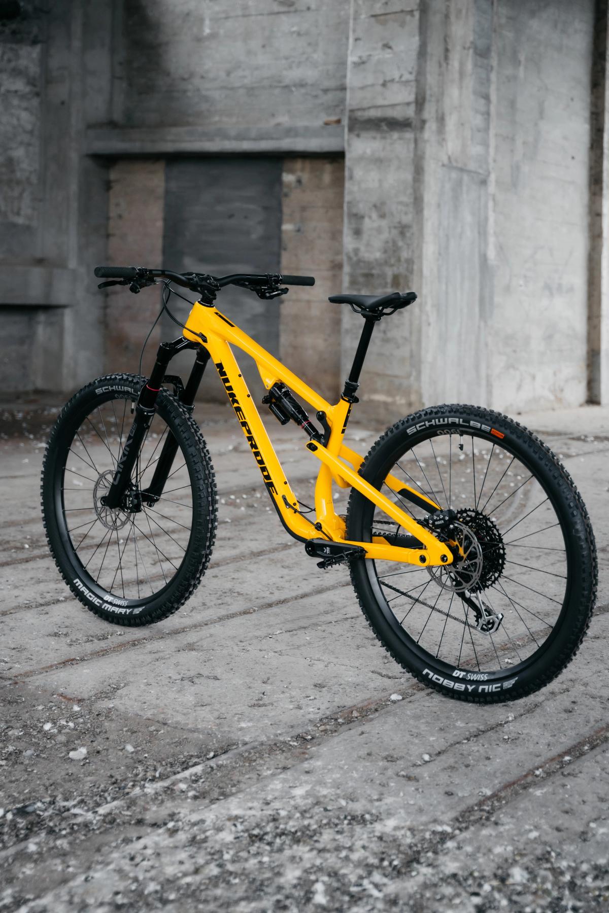 Nukeproof Reactor Alloy SRAM Eagle 90 4