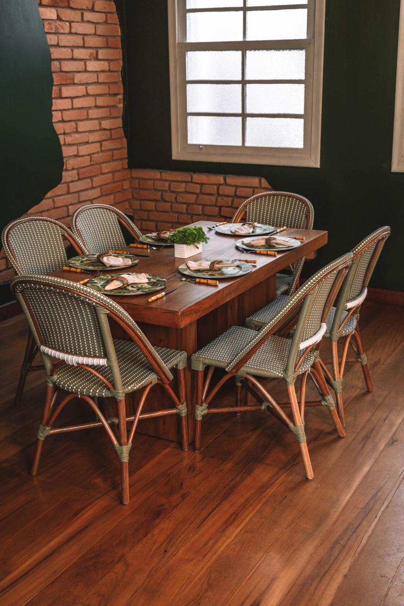 Conjunto de Mesa Capri
