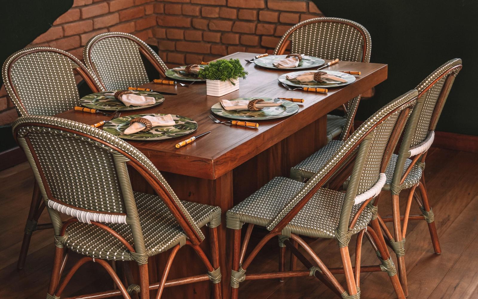 Conjunto de Mesa Capri