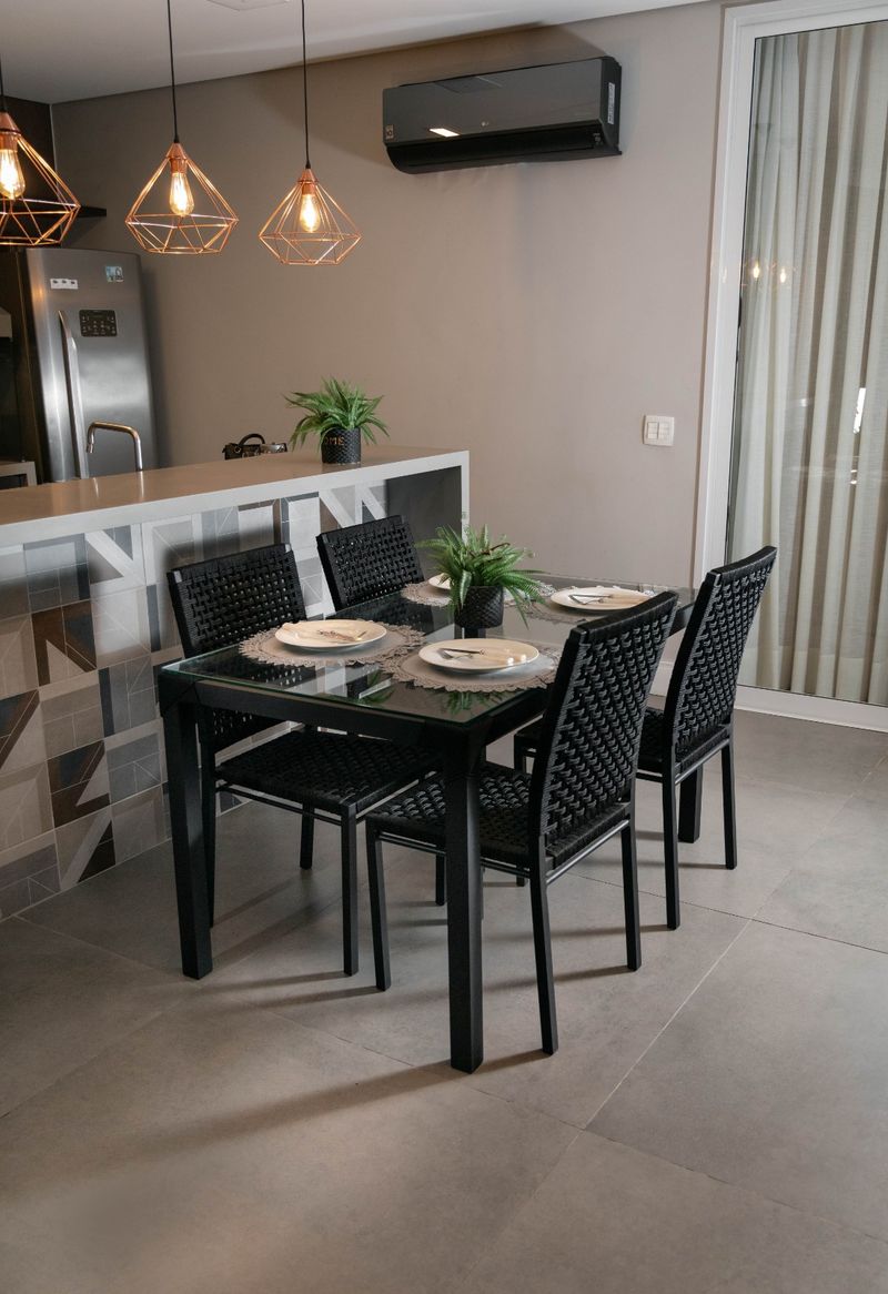 Conjunto de Mesa Marília