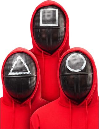 Gesichtsmaske mit geometrischem Zeichen