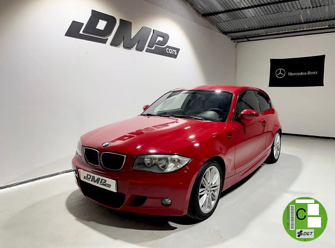 BMW BMW 118i - Imagen 1