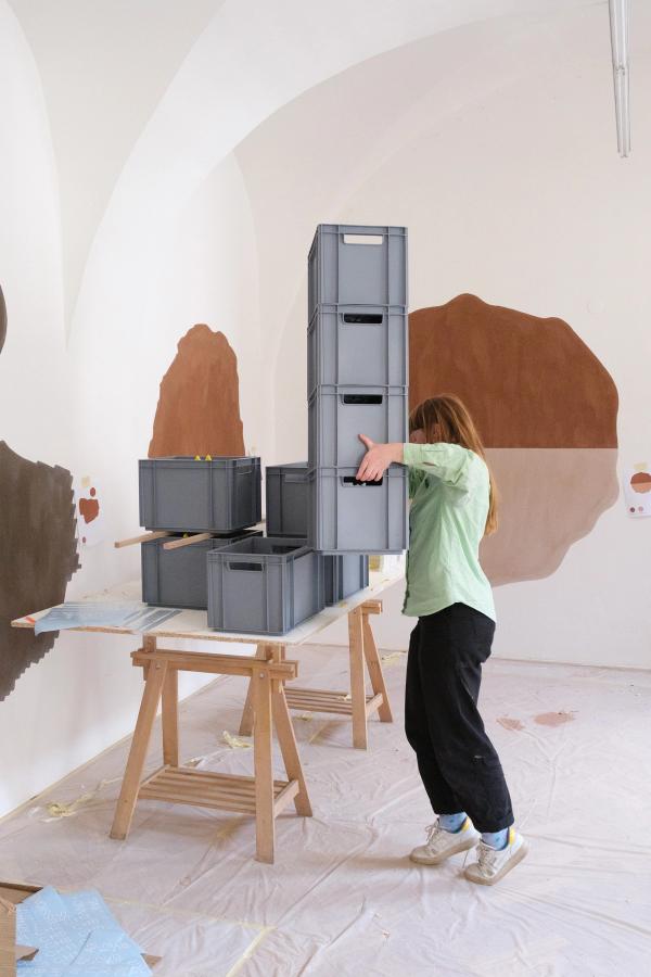 Always Avoid Discussions, Never Discuss