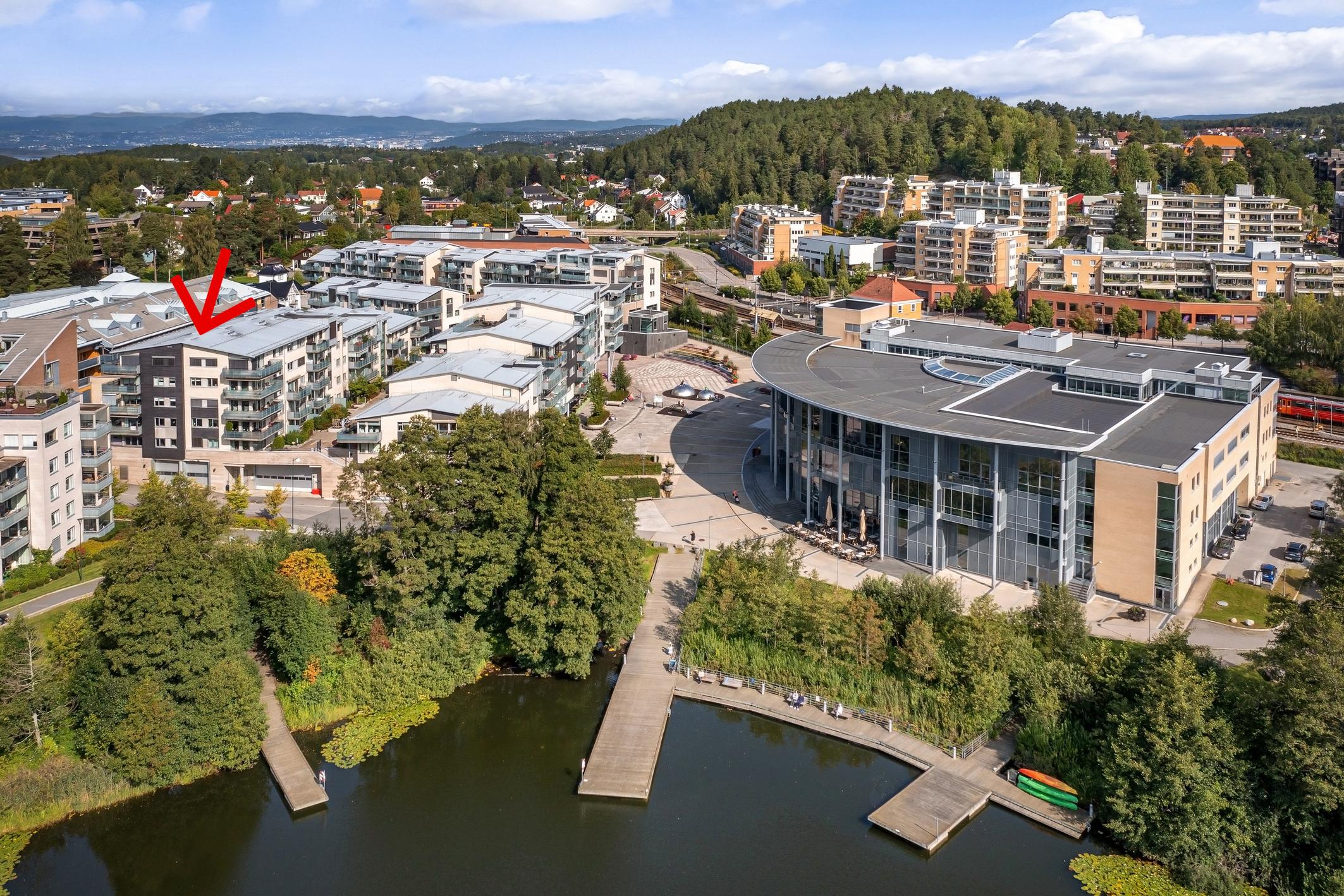 Velkommen til Kolbotn sentrum og Jan Baalsruds Plass 6