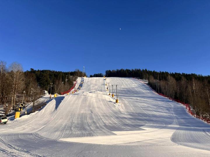 Besøk Ingierkollen slalåmsenter på Kolbotn