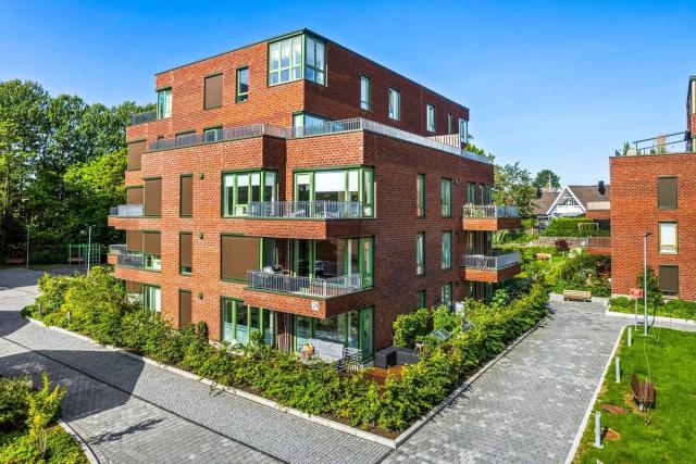 Boligblokk i landskap