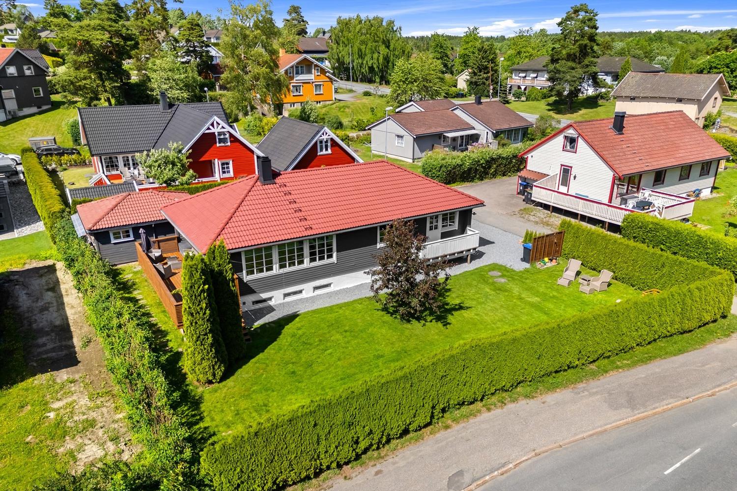 Enebolig i landskap
