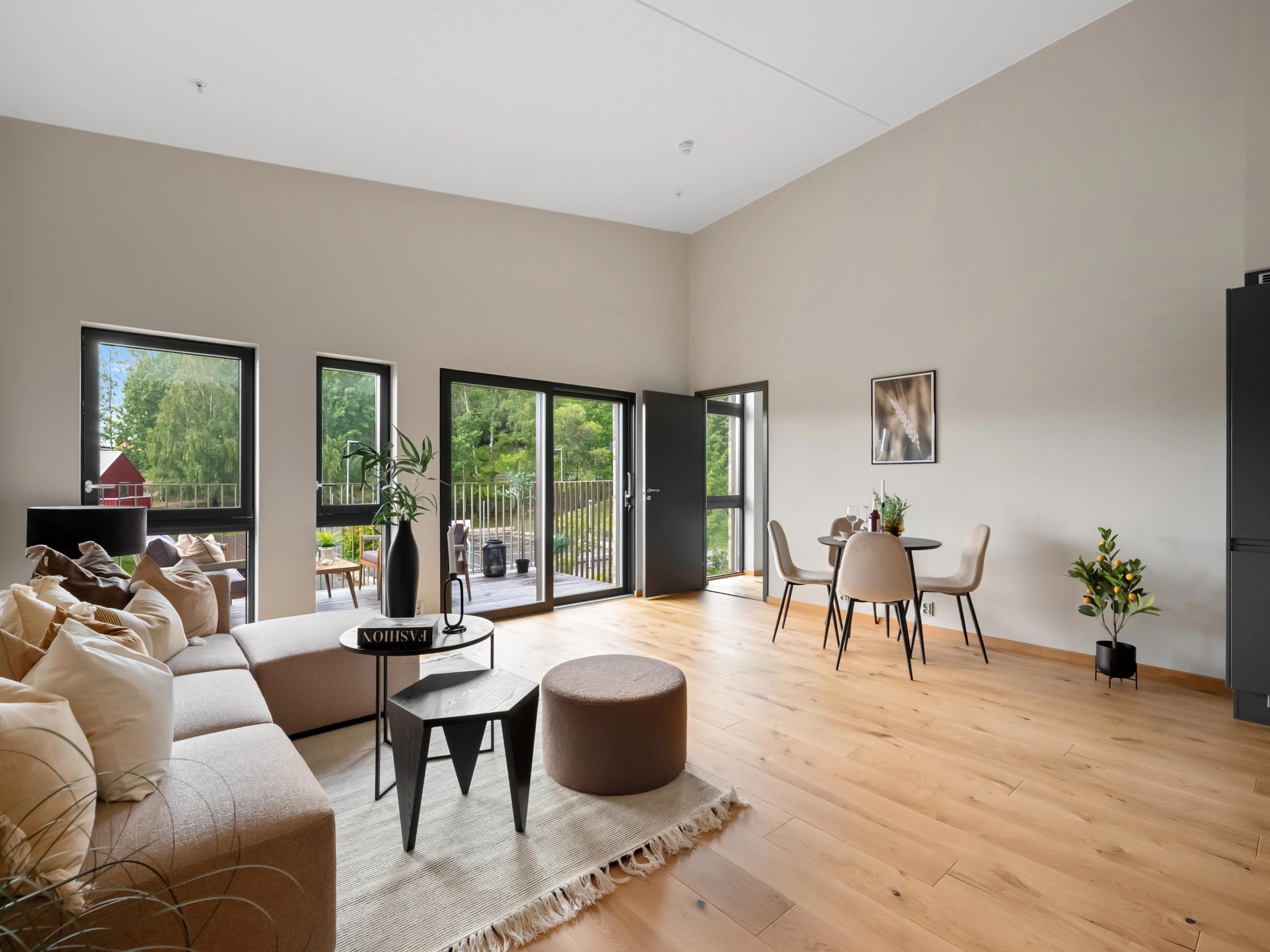 Legg merke til de store vindusoverflatenen