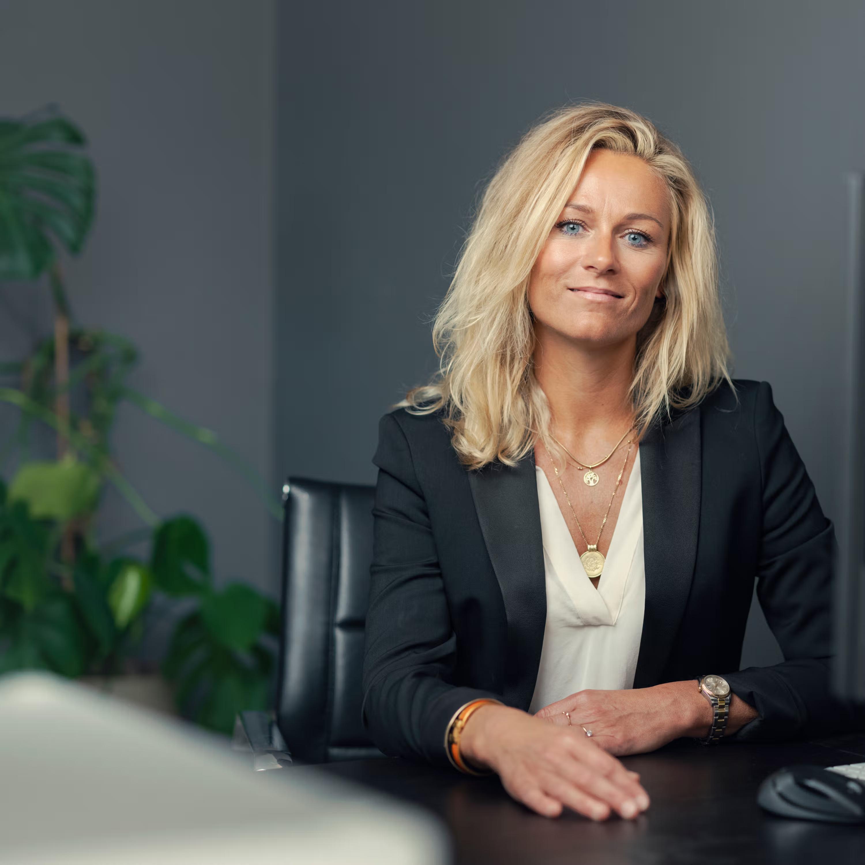 – Mange starter boligjakten før de har snakket ordentlig sammen om økonomi, forventninger og hva som er viktigst for hver av dem, sier eiendomsmegler Lotte Marie Løken Marki.