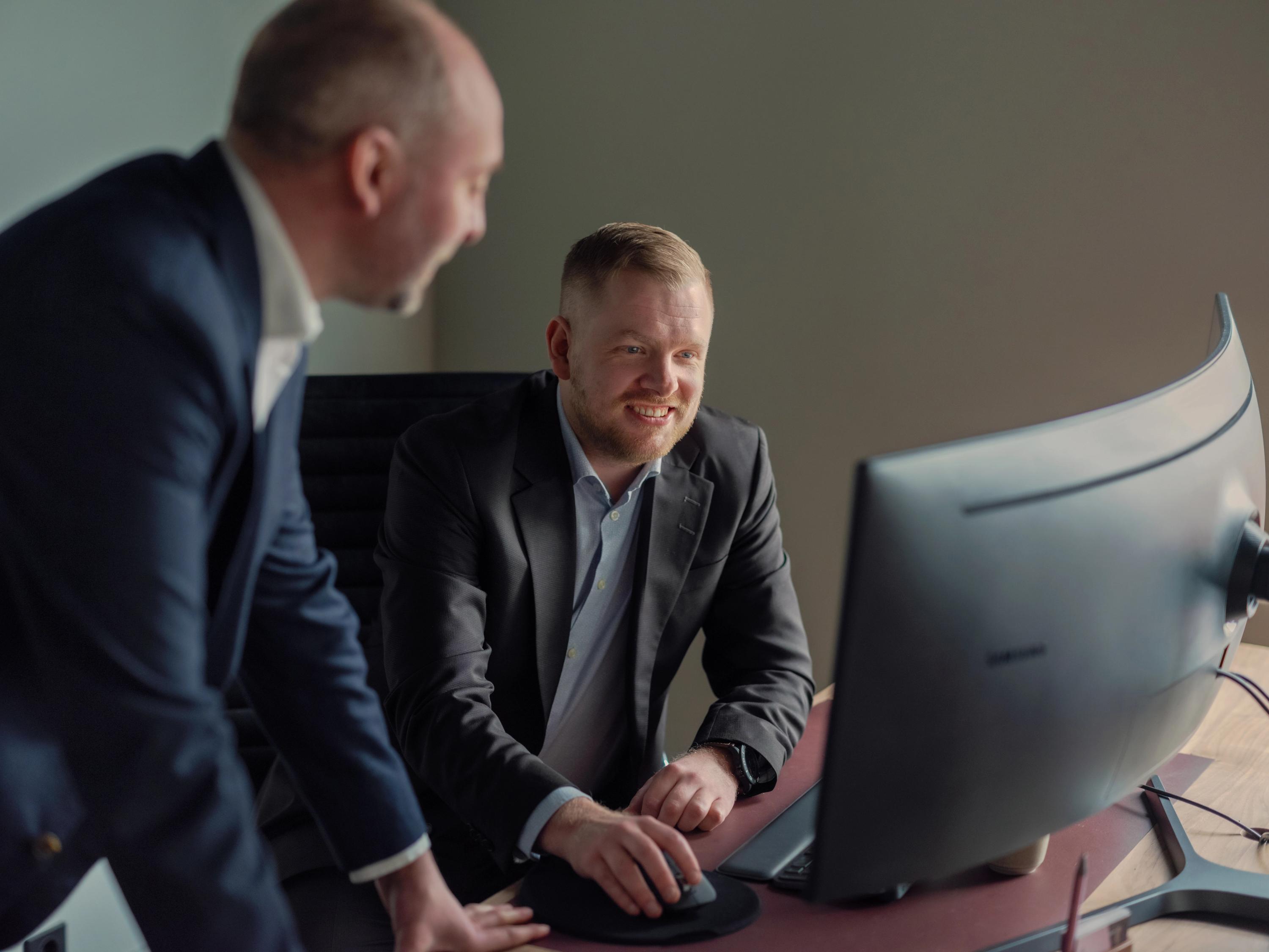 Fredrik Levorstad i Attentus Eiendomsmegling møter mange familier som står midt i valget mellom fornuft og følelser.