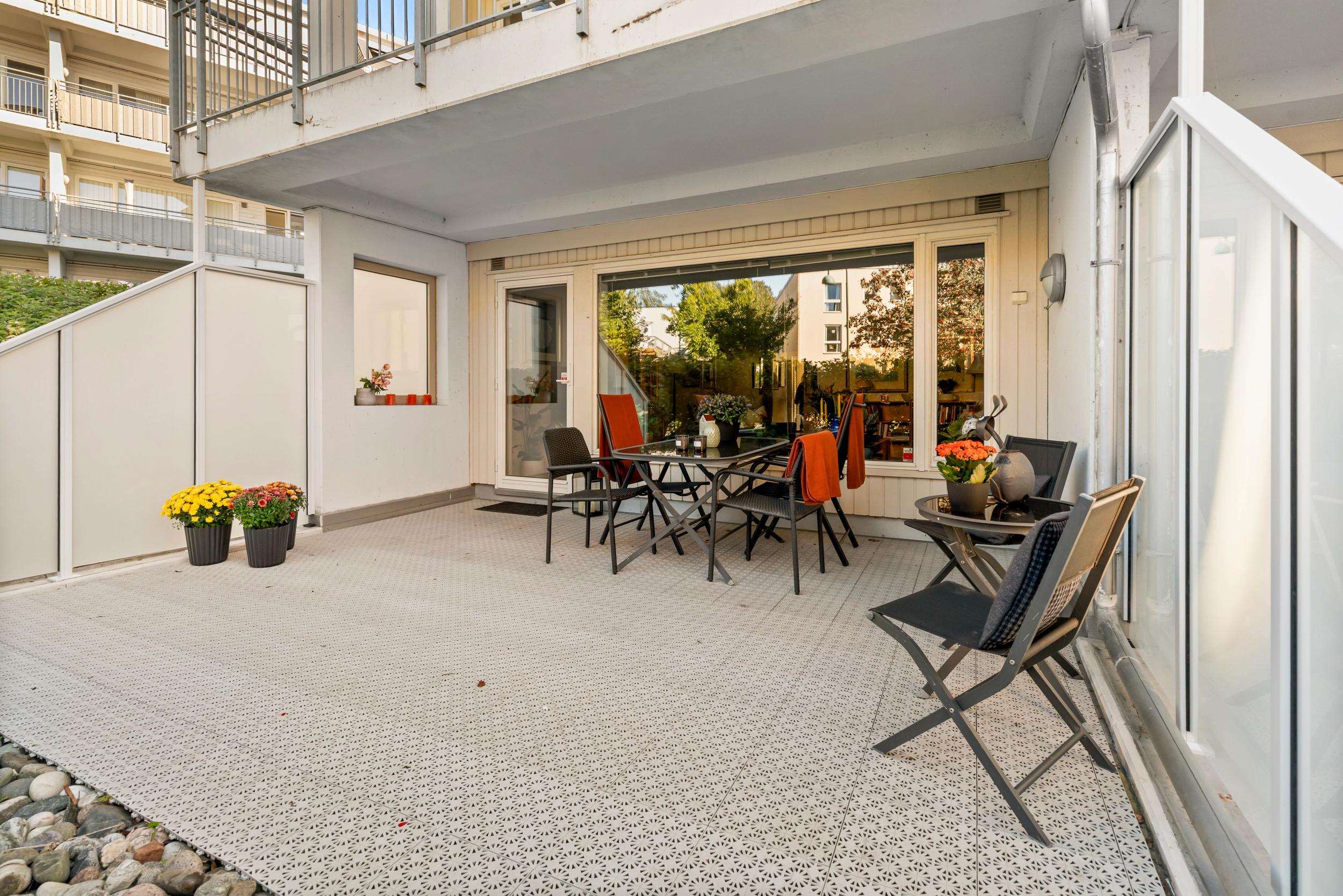 Velkommen til Glassverket 49A! Stor, vestvendt terrasse.