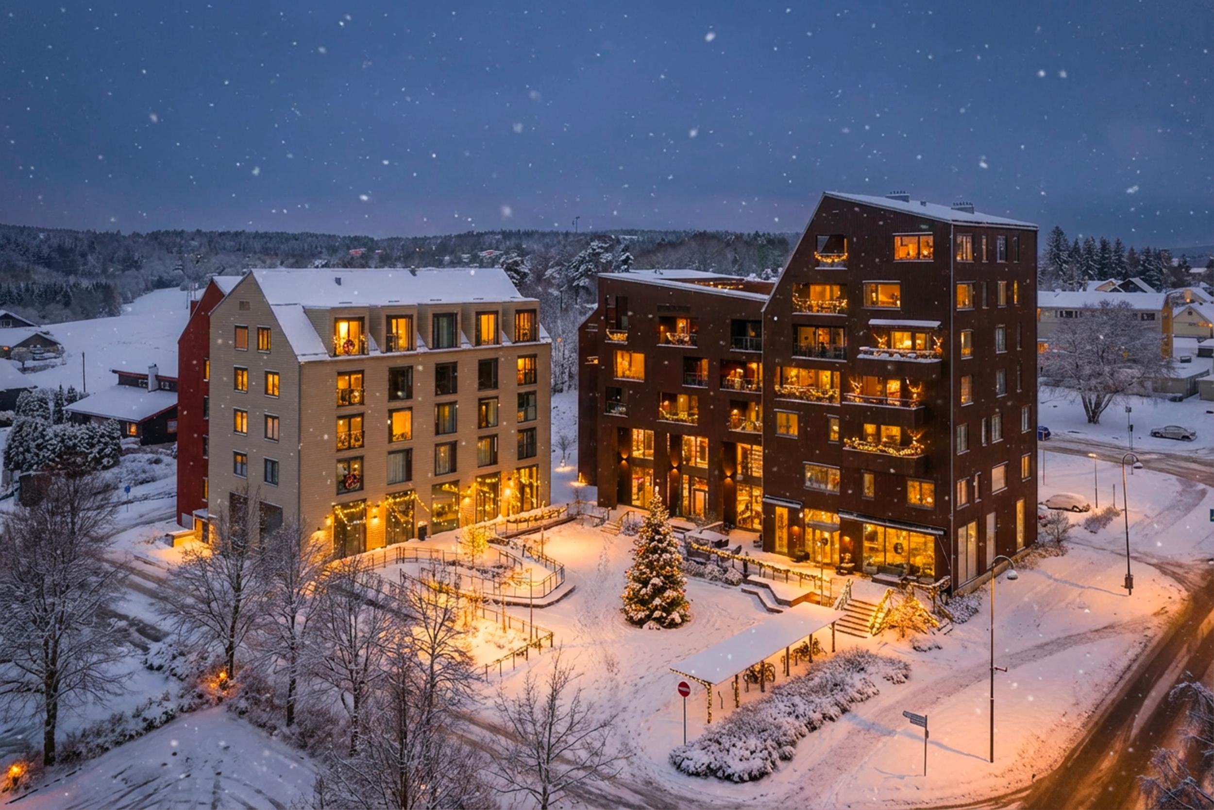 Attentus har gleden av å presentere denne fine boligen i all sin juleprakt. Det gjøres oppmerksom på at bildet er KI generert, og avviker fra virkeligheten.