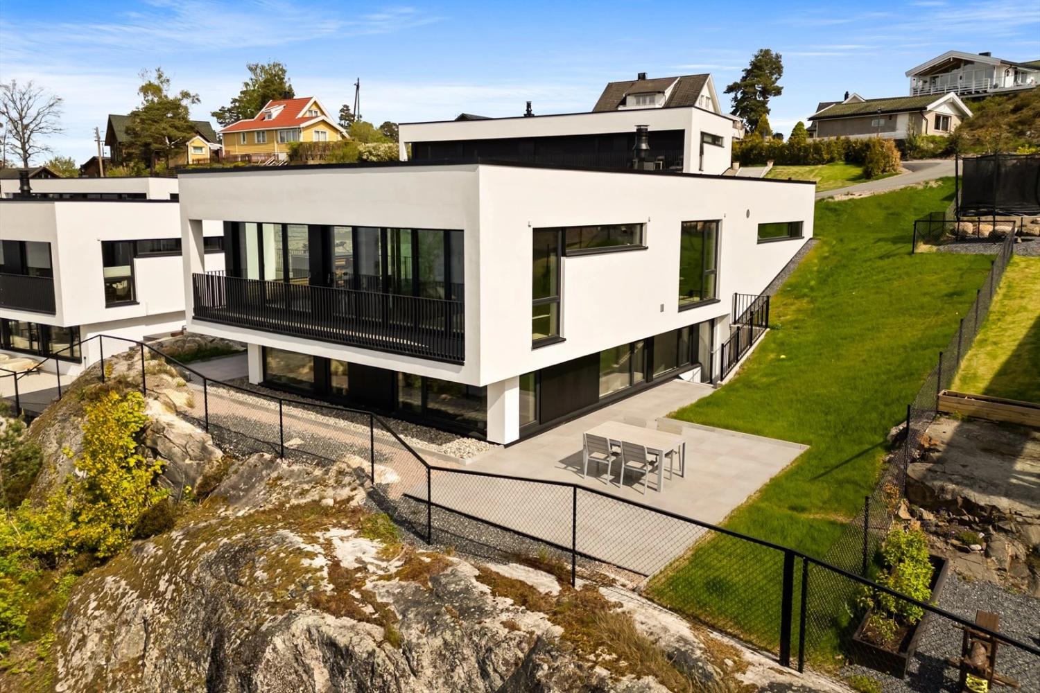 Fasade av bolig solgt