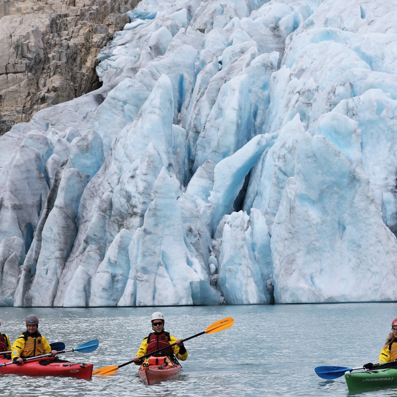 Kajakktur ved mektige Folgefonna - Ting å gjøre i Rosendal