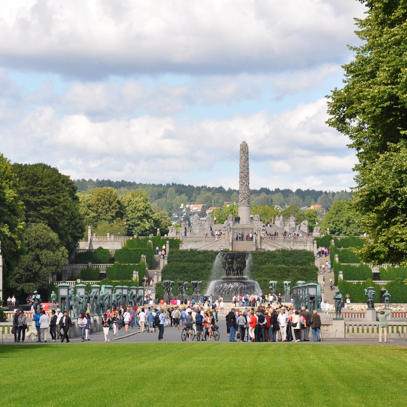 Activities in Oslo - Oslo Panorama Bus Tour - The Vigeland Park