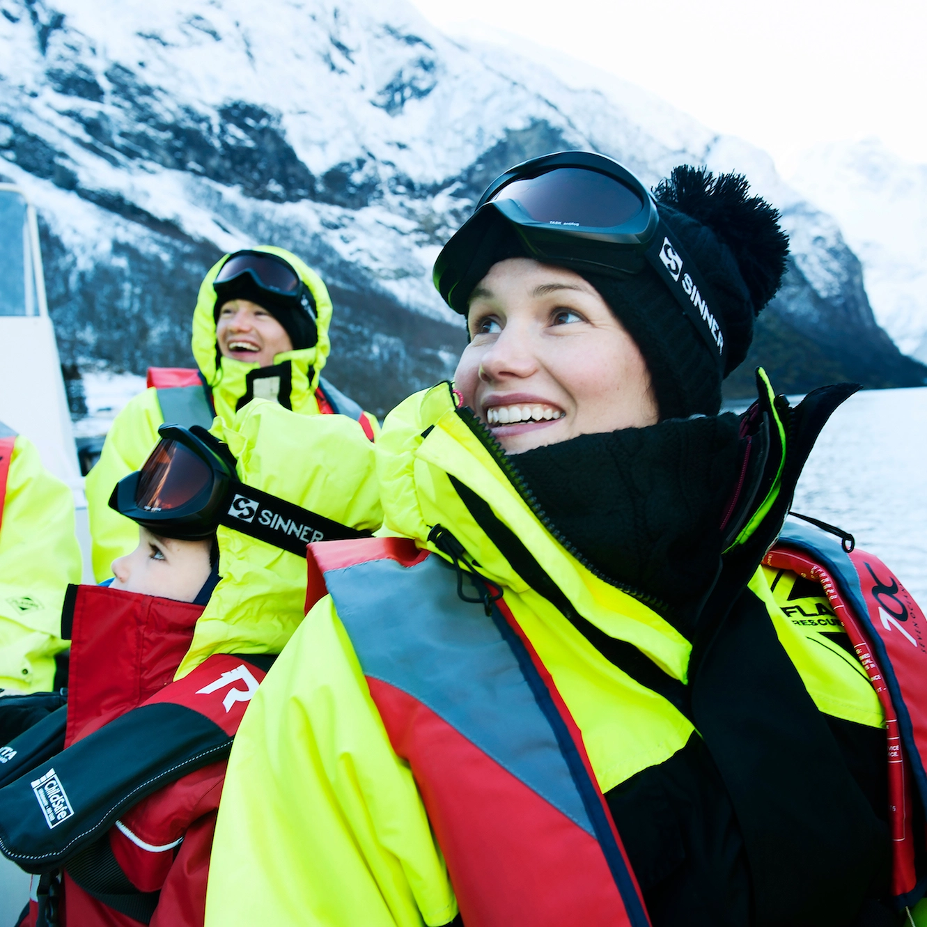 Winter-RIB-Bootsfahrt mit Wikinger-Abendessen, Aktivitäten in Flåm, Norwegen