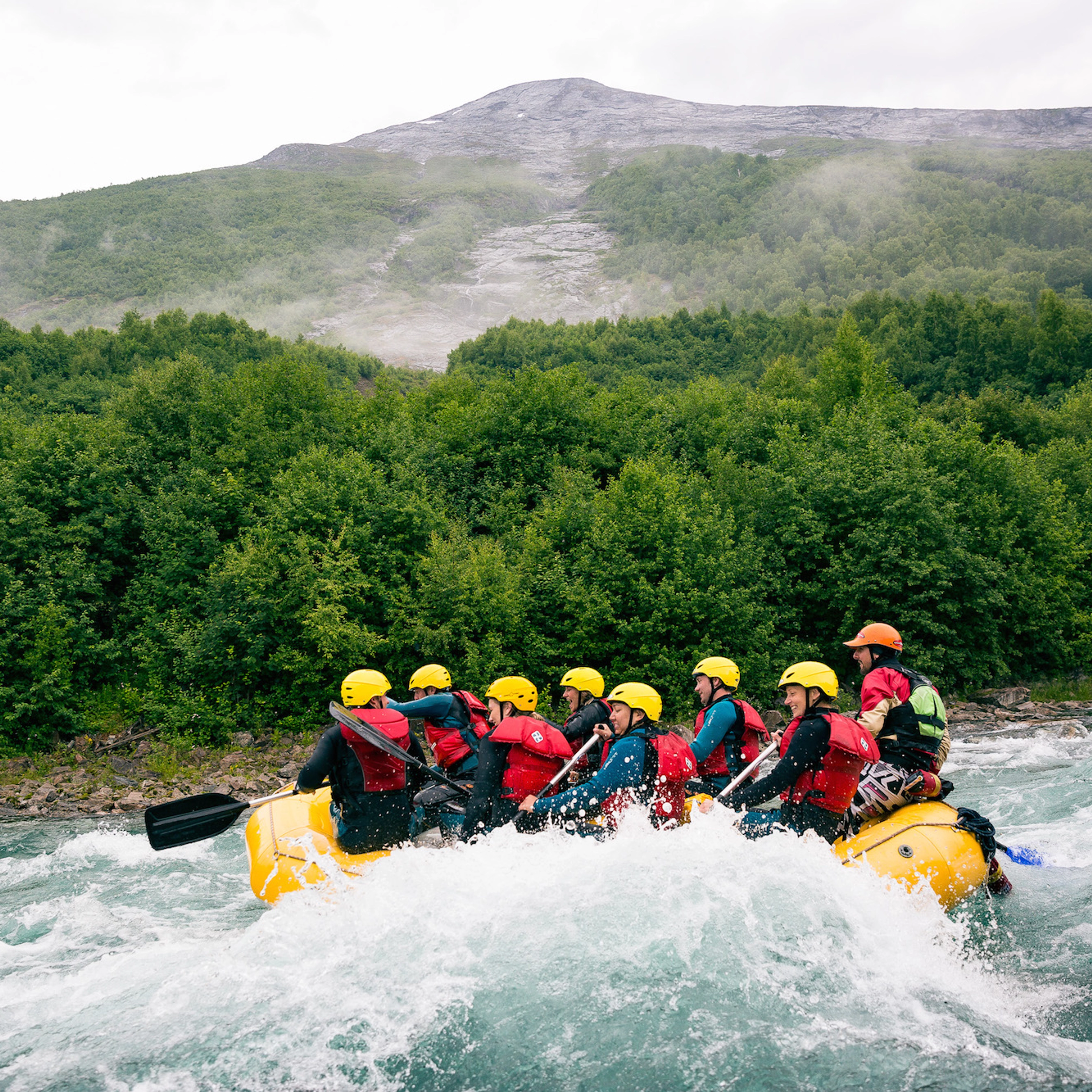 Genießen Sie Rafting in Valldal – Norwegen