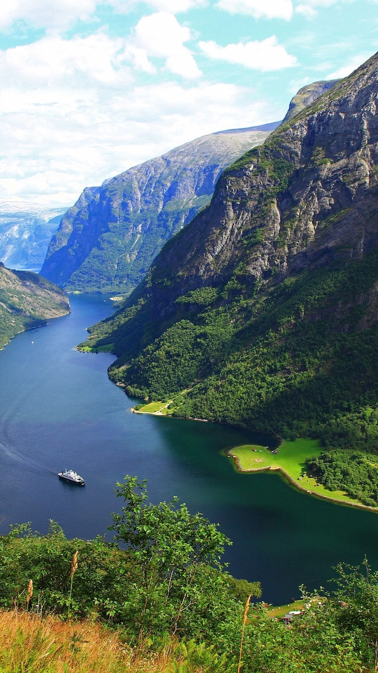 Norway in a nutshell® - Nærøyfjord