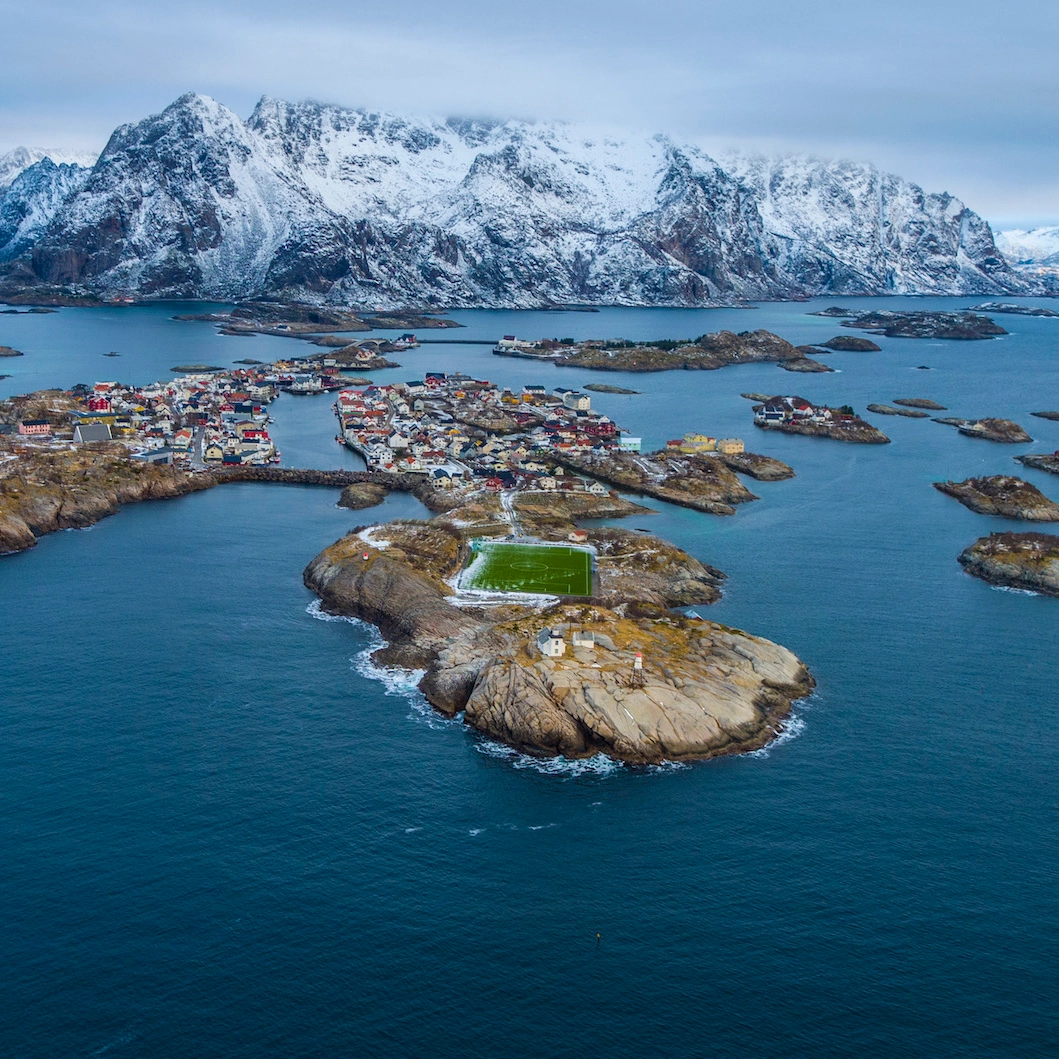 Lofoten Henningsvær - Lofoten , Norwegen