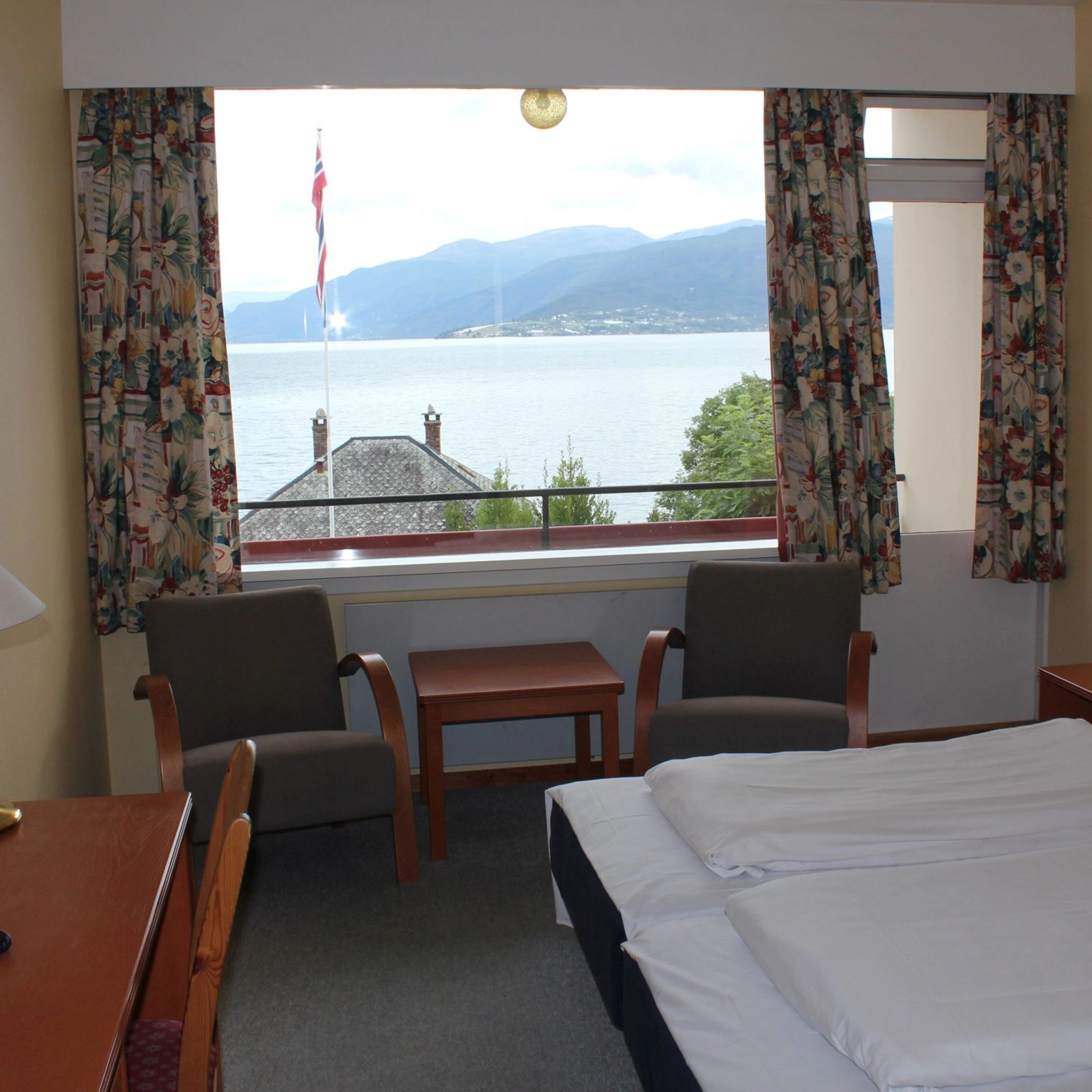 Midtnes Hotel, double room - Balestrand, Norway