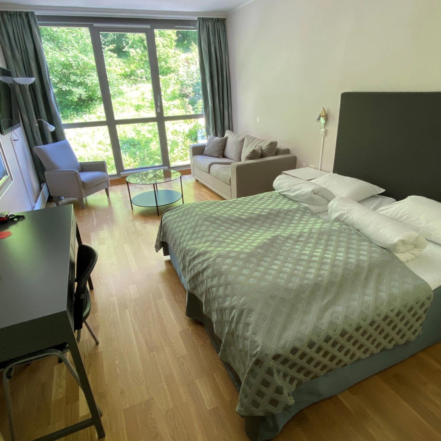 Havila Hotel Geiranger - Doppelzimmer mit Sitzecke - Geiranger, Norwegen