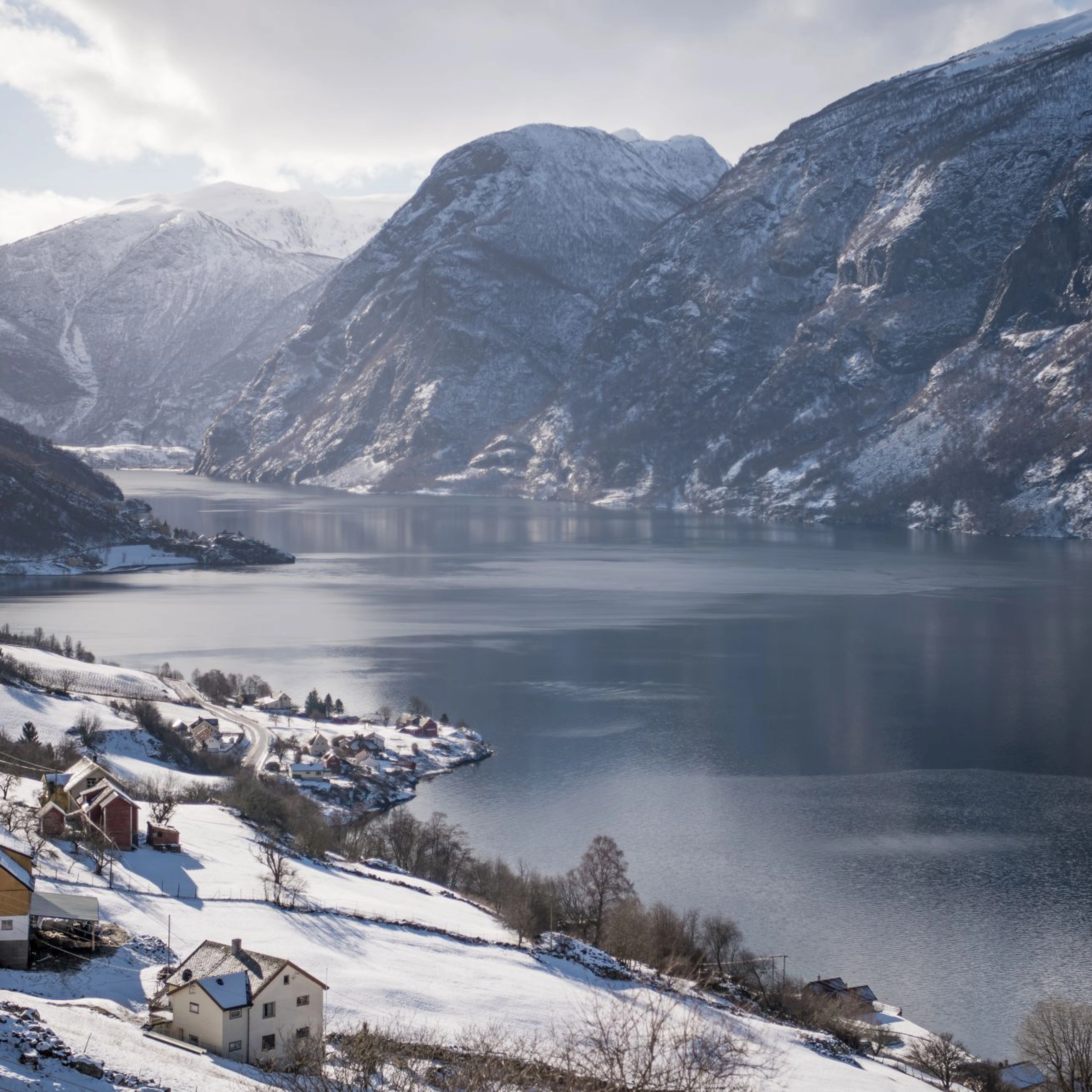 Ein Wintertag in Flåm - der Sognefjord, Norwegen