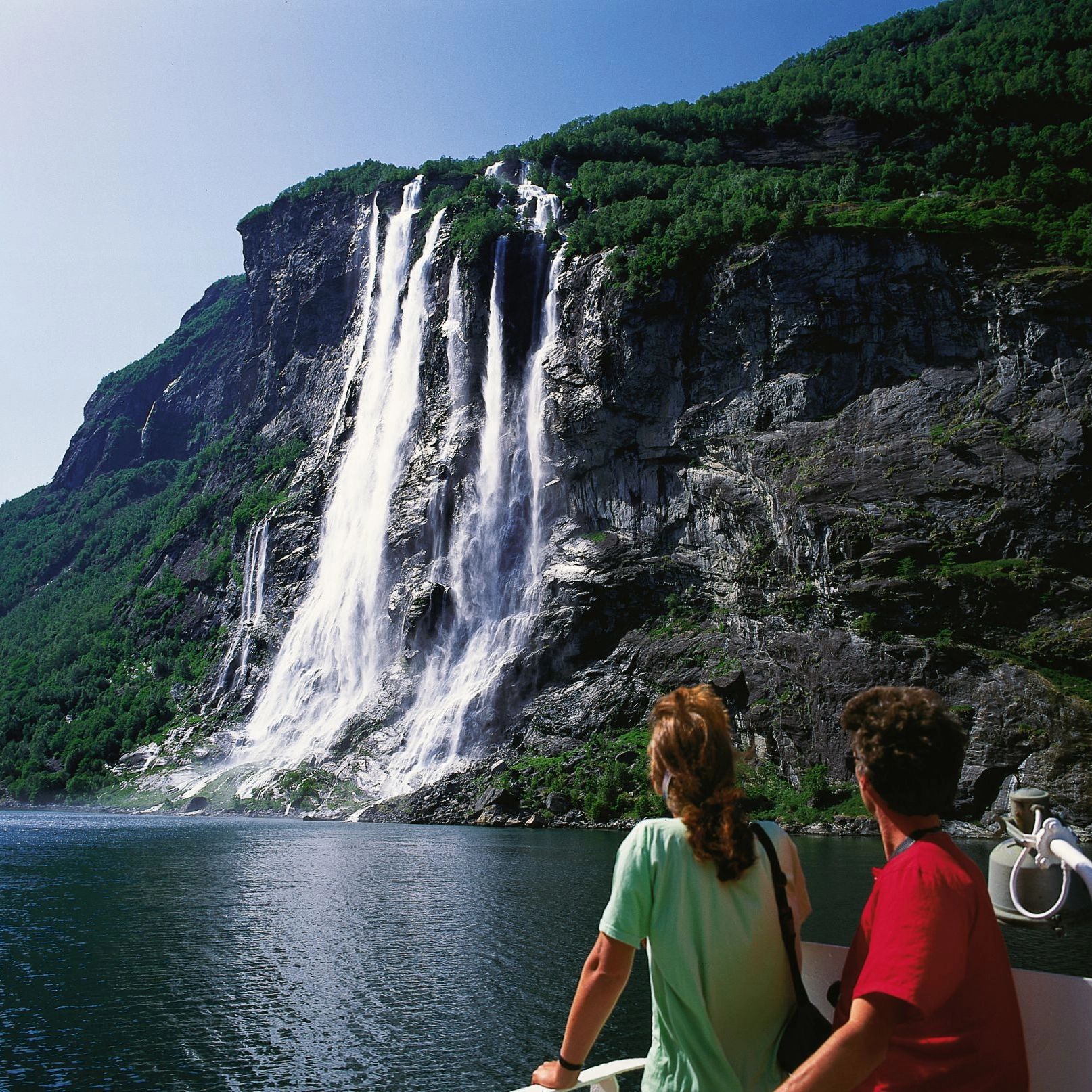 Autofähre Geiranger Hellesylt Geiranger