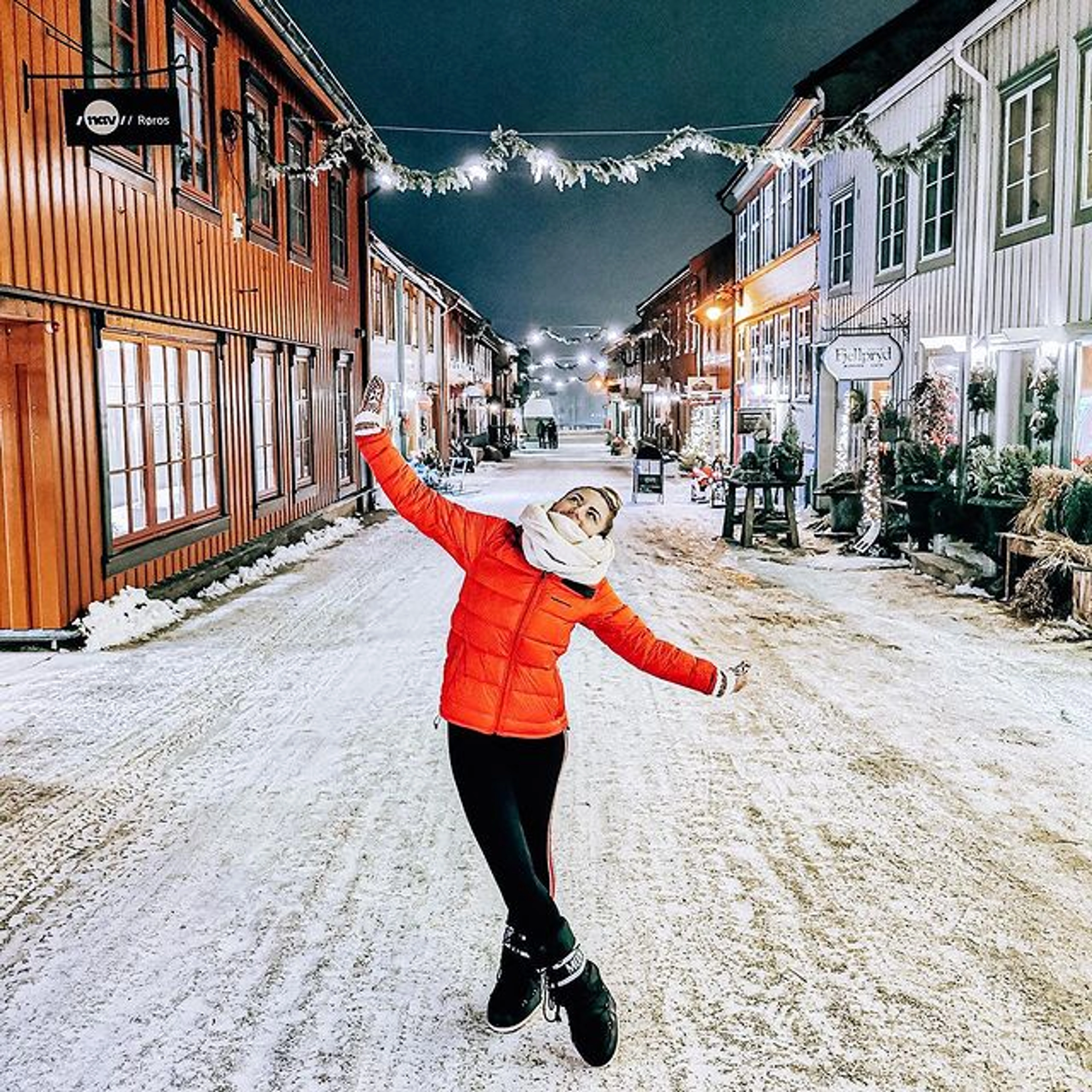Weihnachtsstraße in Røros, Norwegen