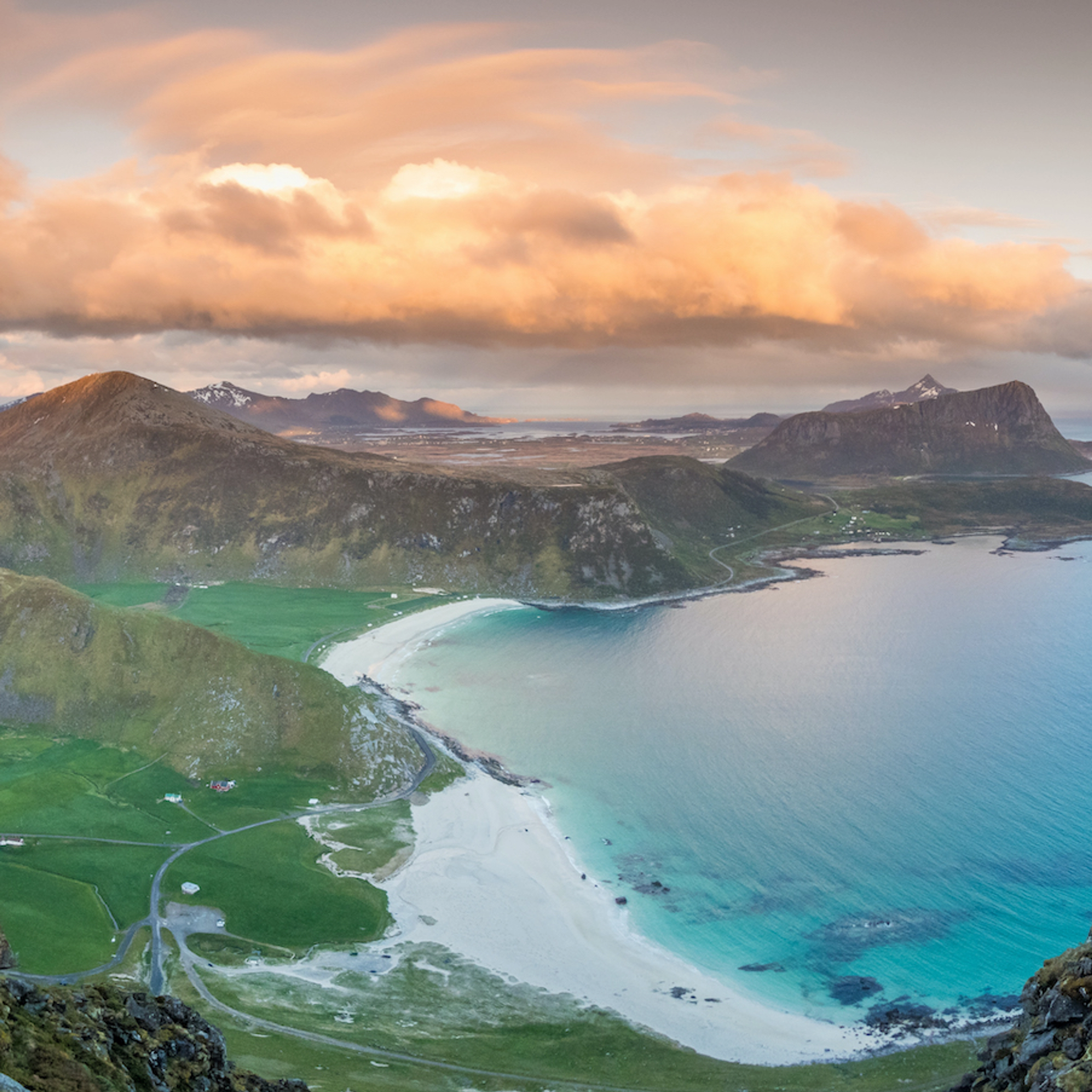 Oben auf dem Berg - Lofoten-Inseln, Norwegen