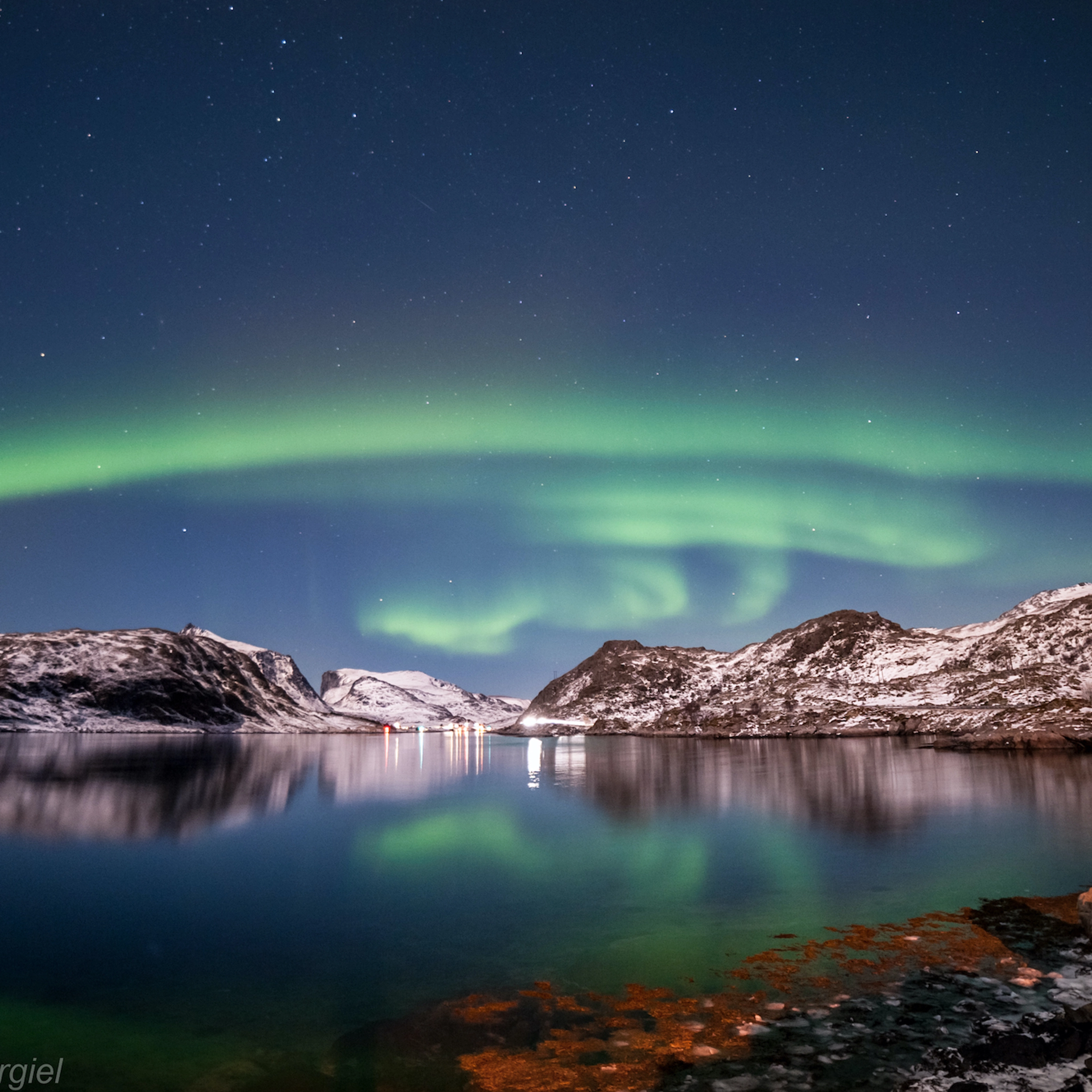 Magische Nordlichter auf den Lofoten - Nordlicht-Fototour in Reine - Aktivitäten auf den Lofoten, Reine, Norwegen