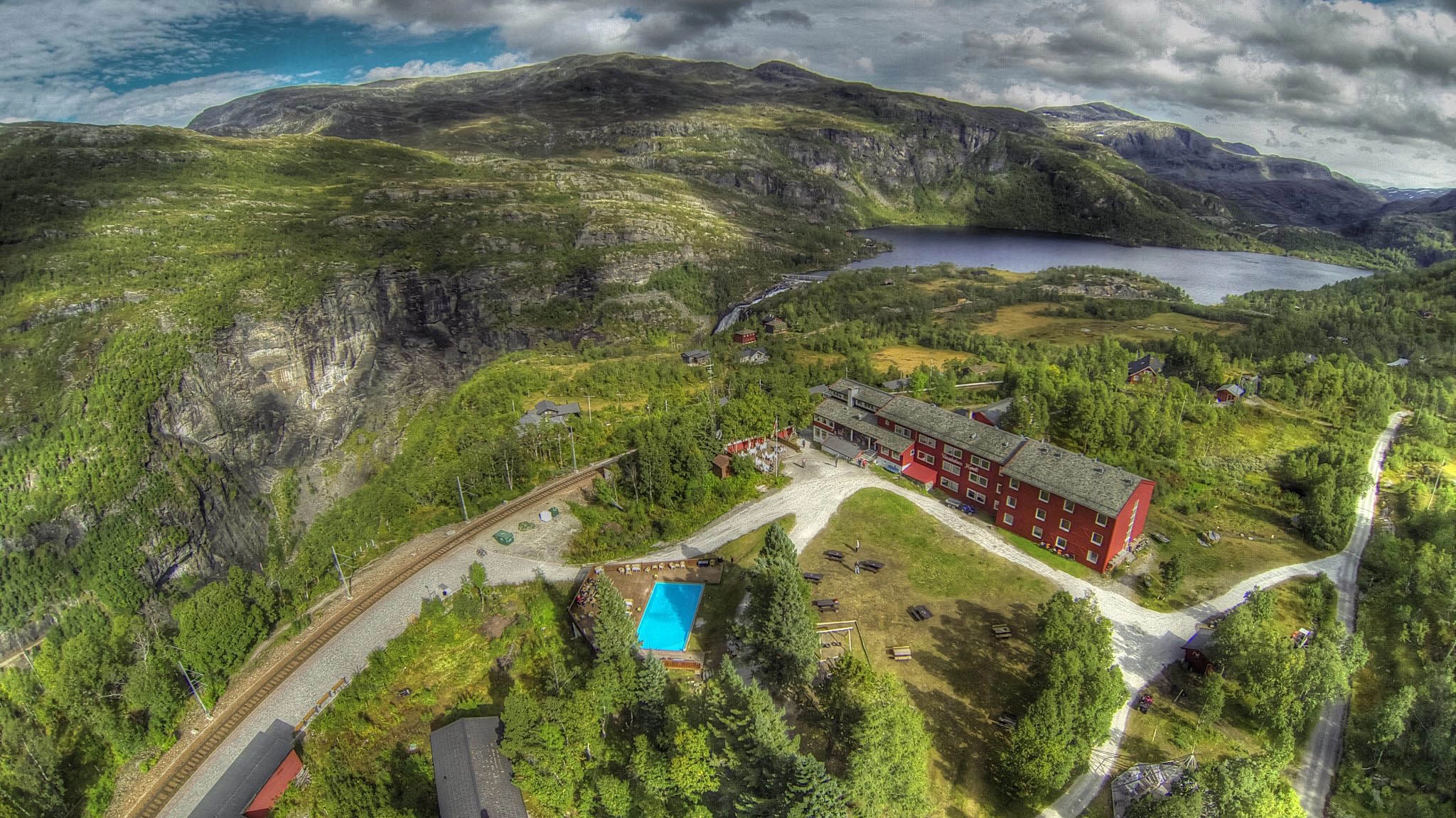 Vatnahalsen Utsikt over Vatnahalsen Hotel - Vatnahalsen, Norway