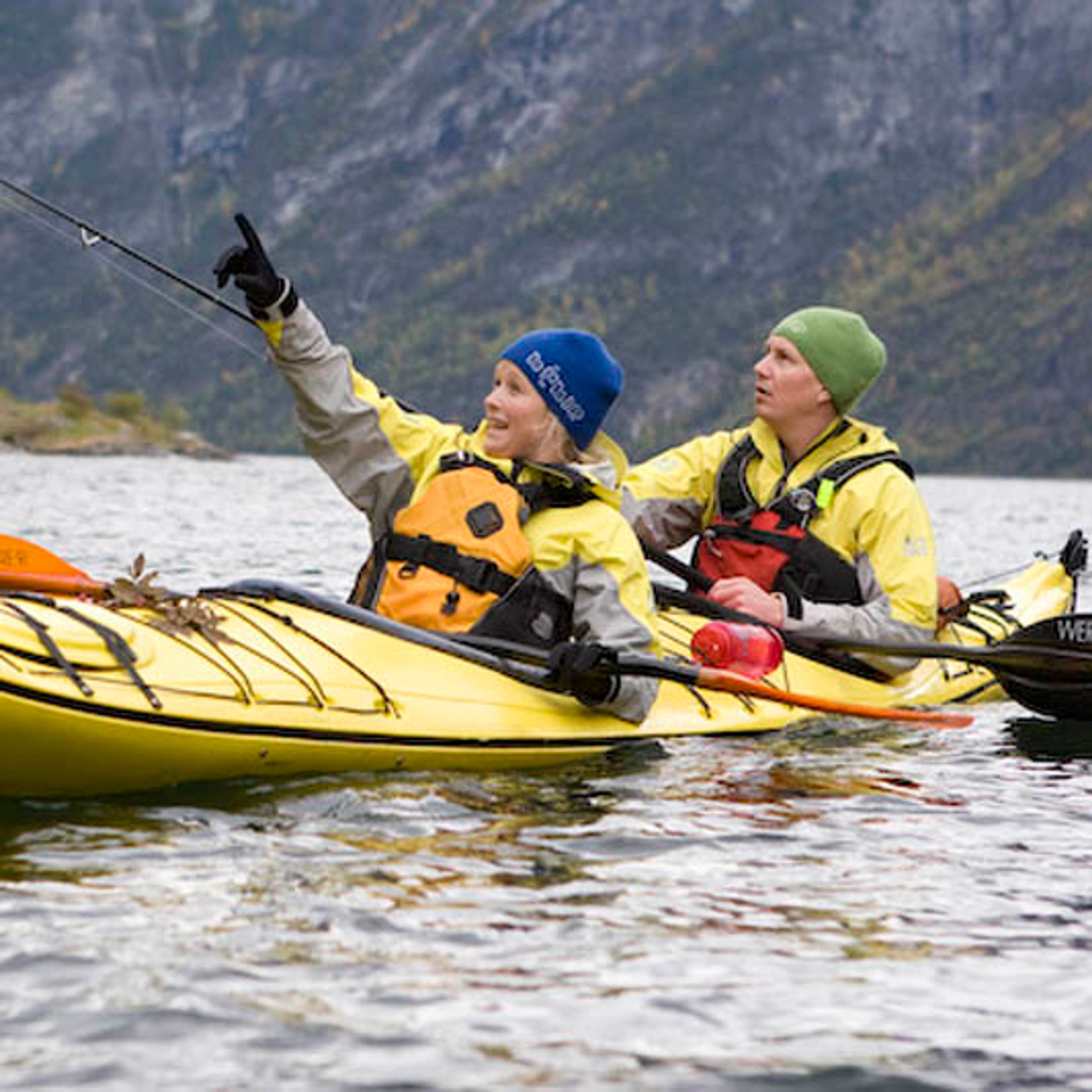 Aktivitäten in Flåm - Genießen Sie eine Kajakfahrt auf dem Aurlandsfjord - Flåm, Norwegen