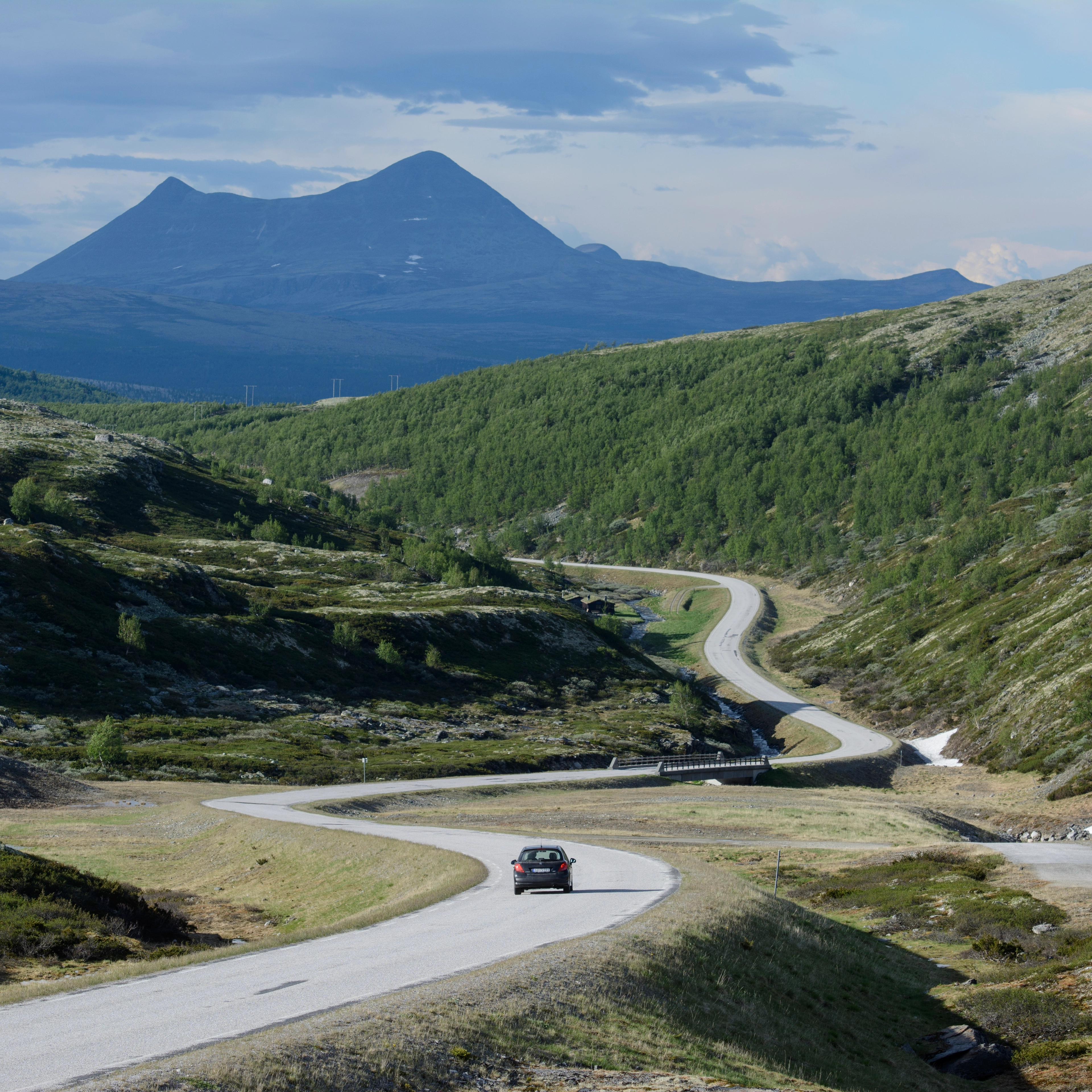 National tourist road Rondane - Oslo - Trondheim via Rondane by car, Norway