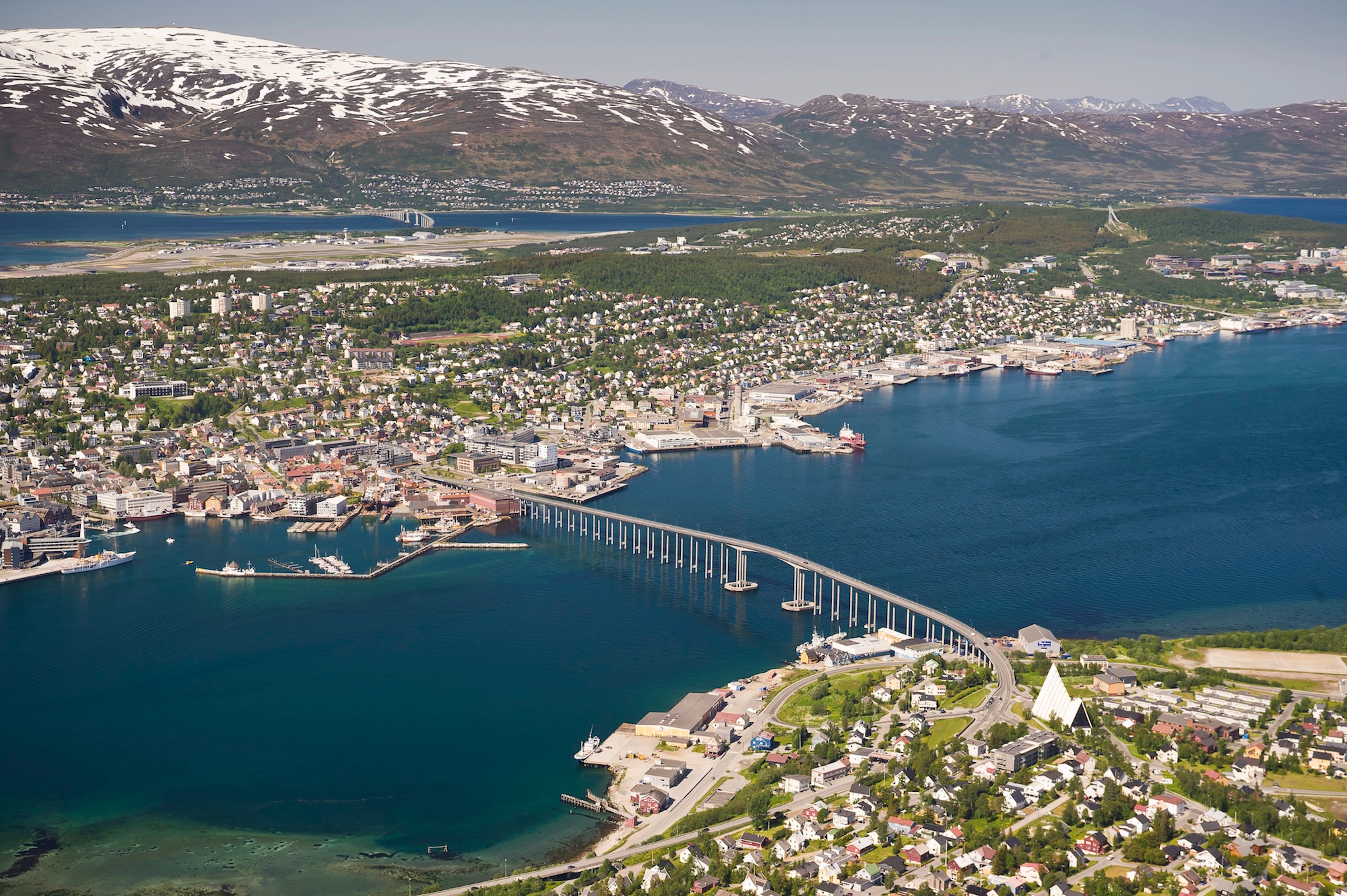 Utsikt over Tromsø, sommer
