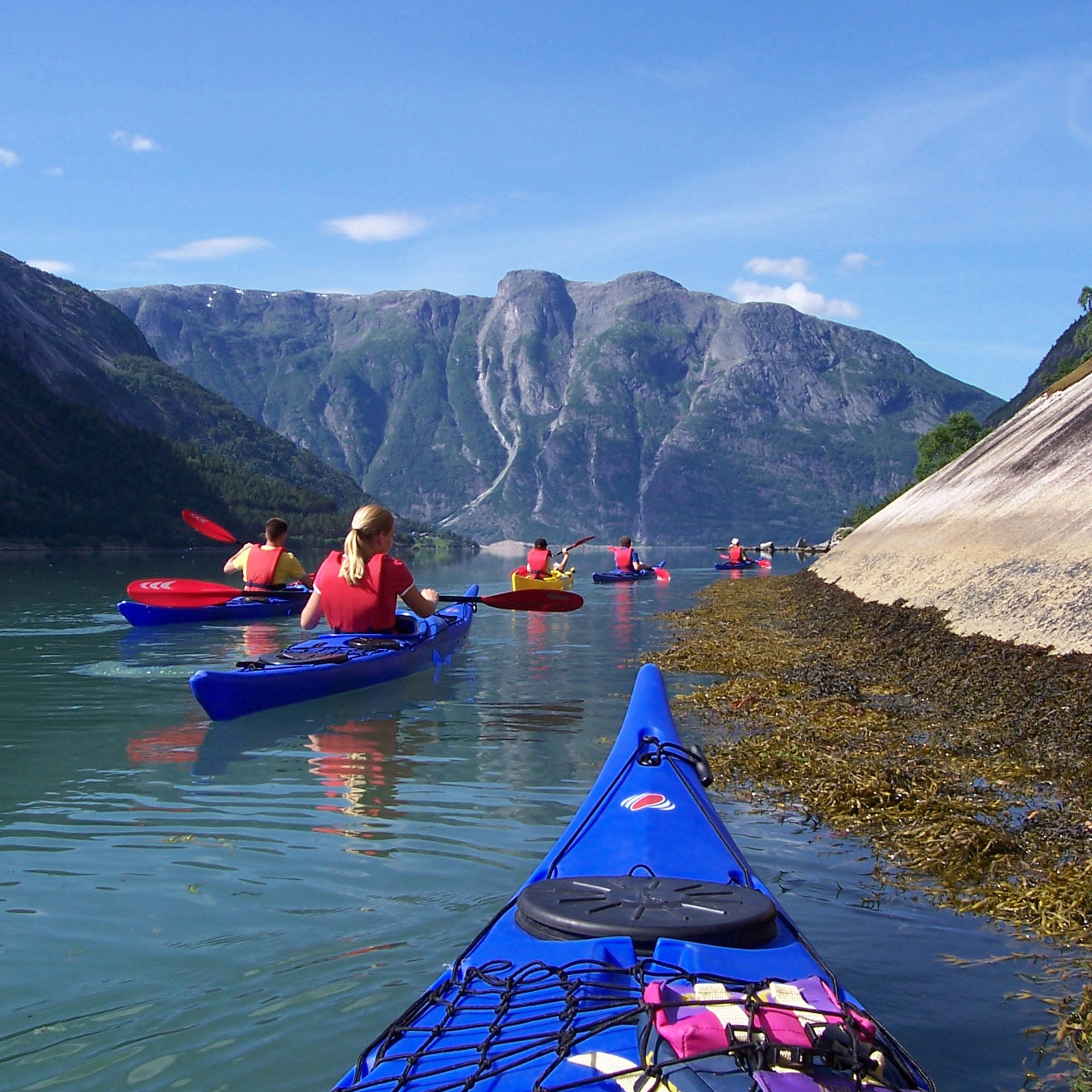 Geführte Kajaktour auf dem Hardangerfjord - Aktivitäten in Eidfjord, Norwegen