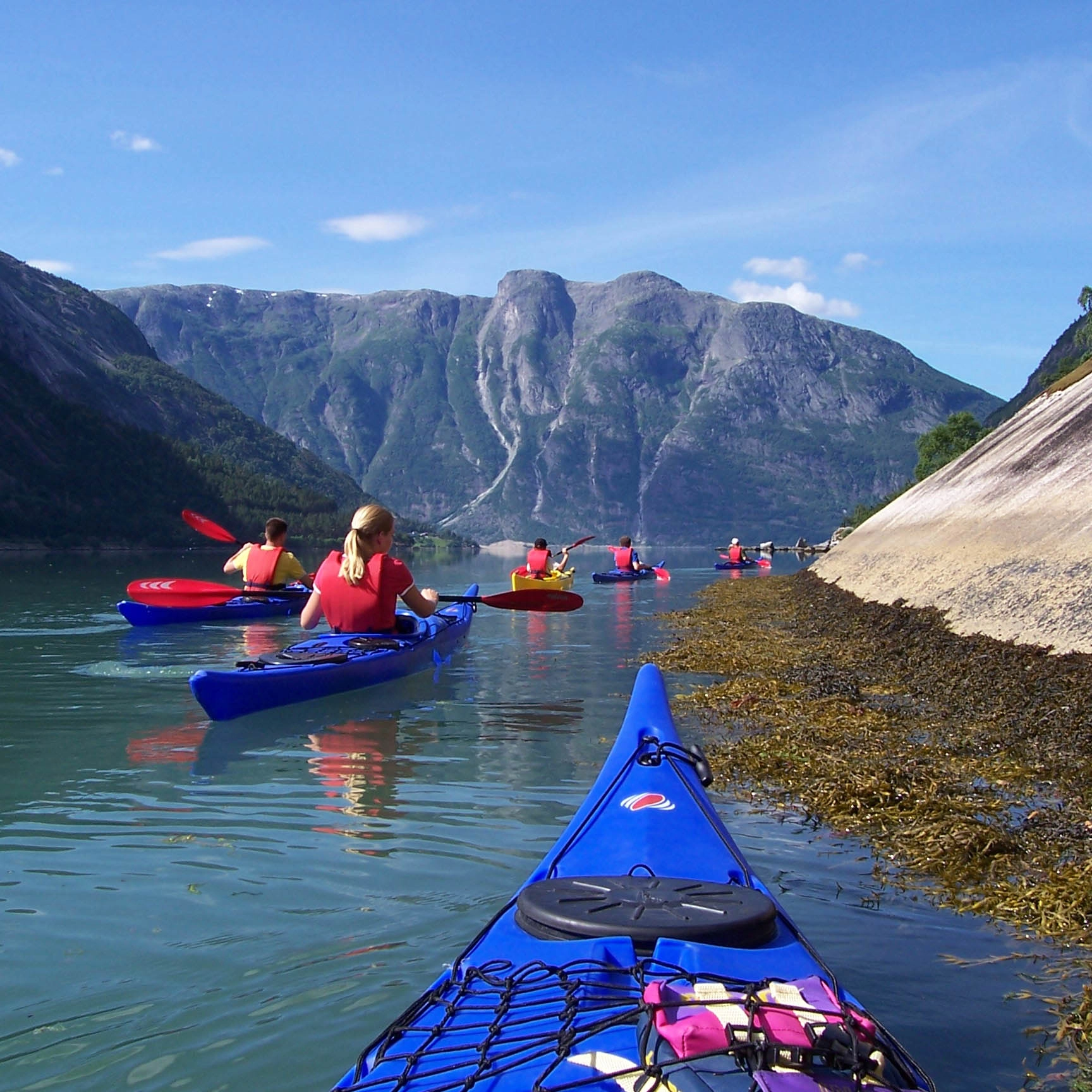 Geführte Kajaktour auf dem Hardangerfjord - Aktivitäten in Eidfjord, Norwegen