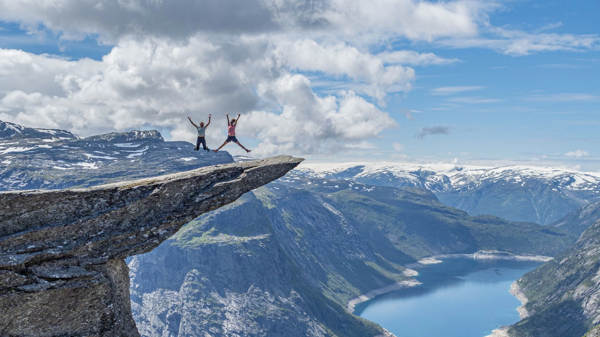 Experience the beautiful Trolltunga tour in Norway