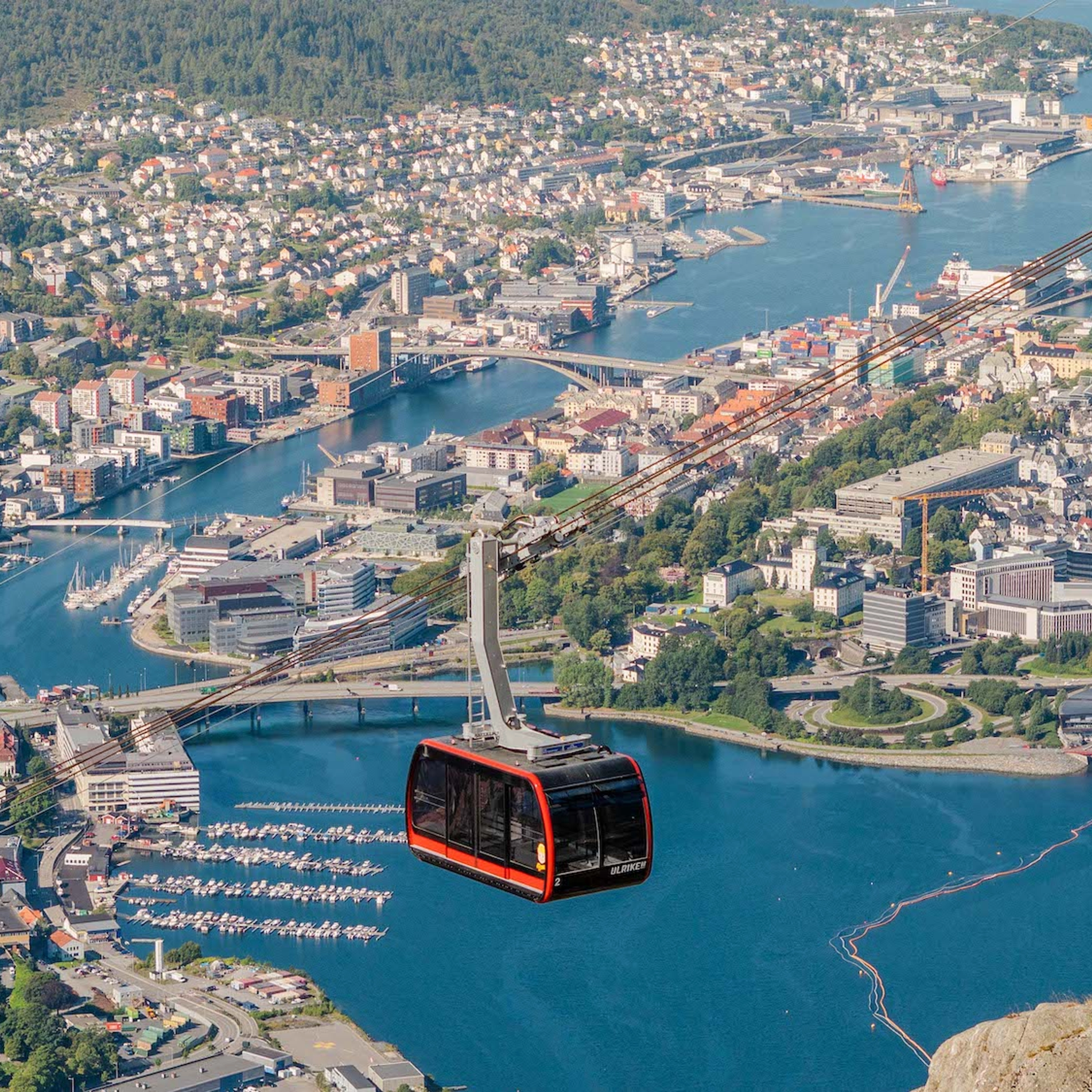 Ting å gjøre i Bergen - Ulriksbanen, Lunsj med utsikt på Ulriken, Bergen