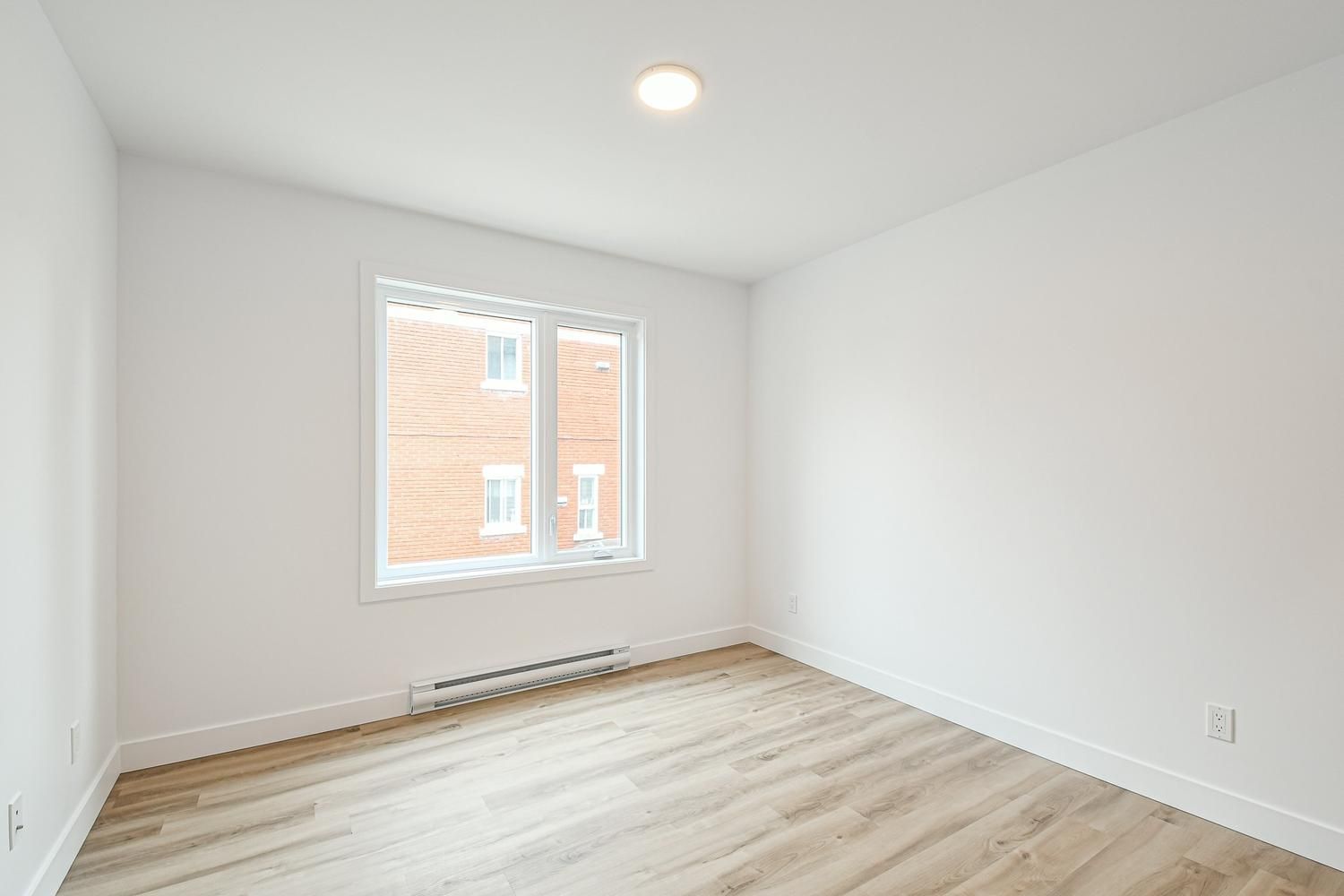 3½ à louer — 665 Rue Saint Christophe, app. 1 - photo 9