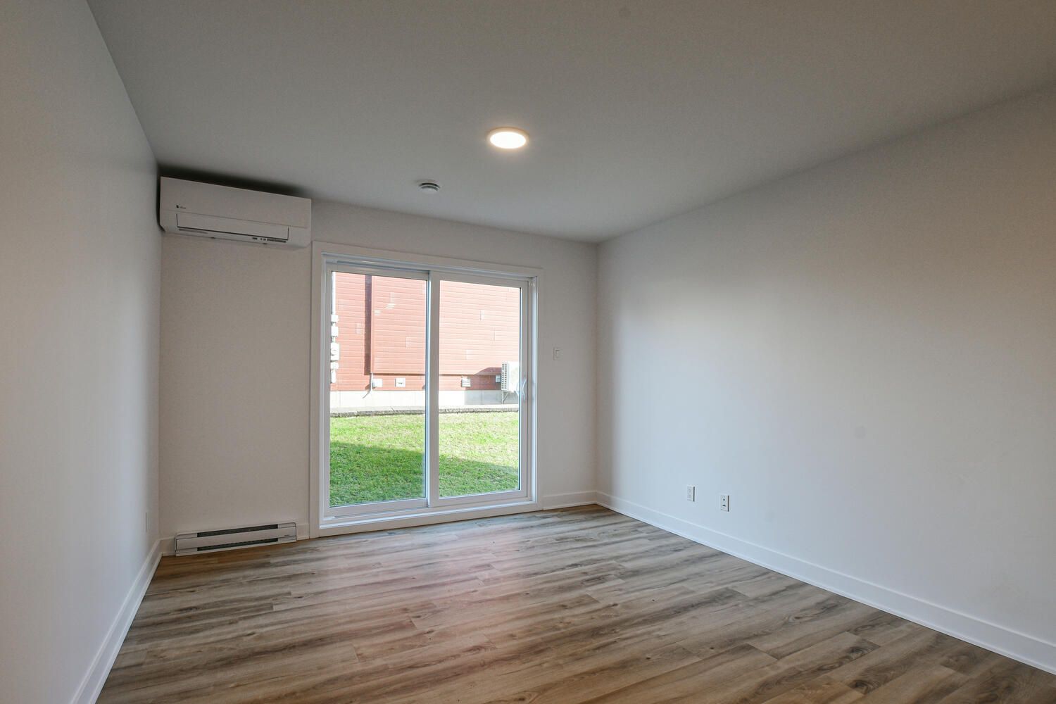 3½ à louer — 18045 Boulevard des Acadiens, app. 103 - photo 6