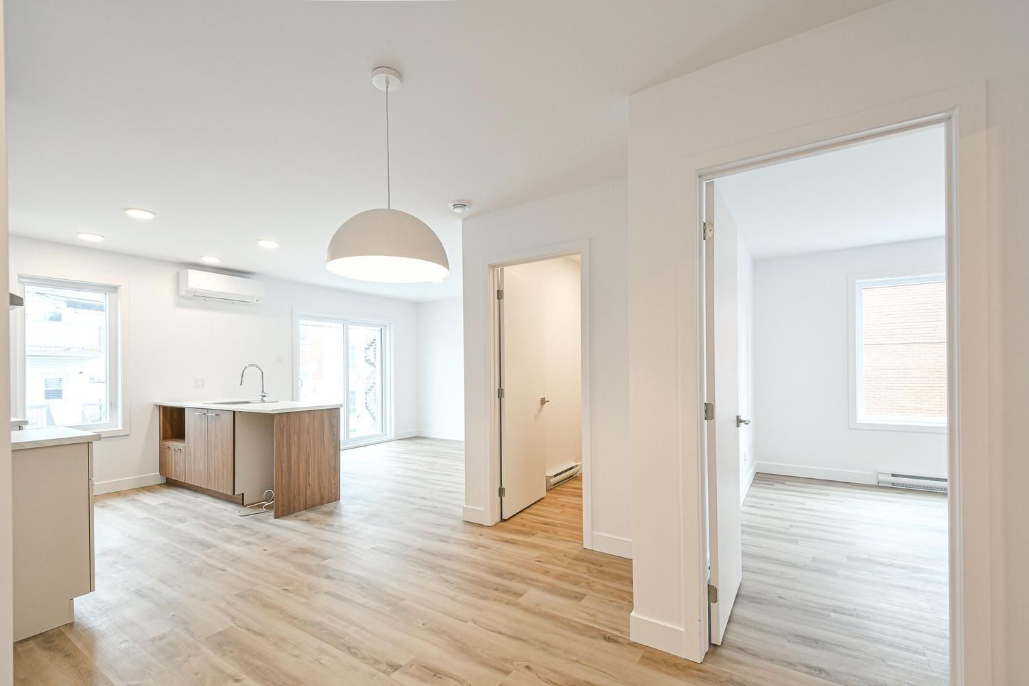 3½ à louer — 665 Rue Saint Christophe, app. 1 - photo 3