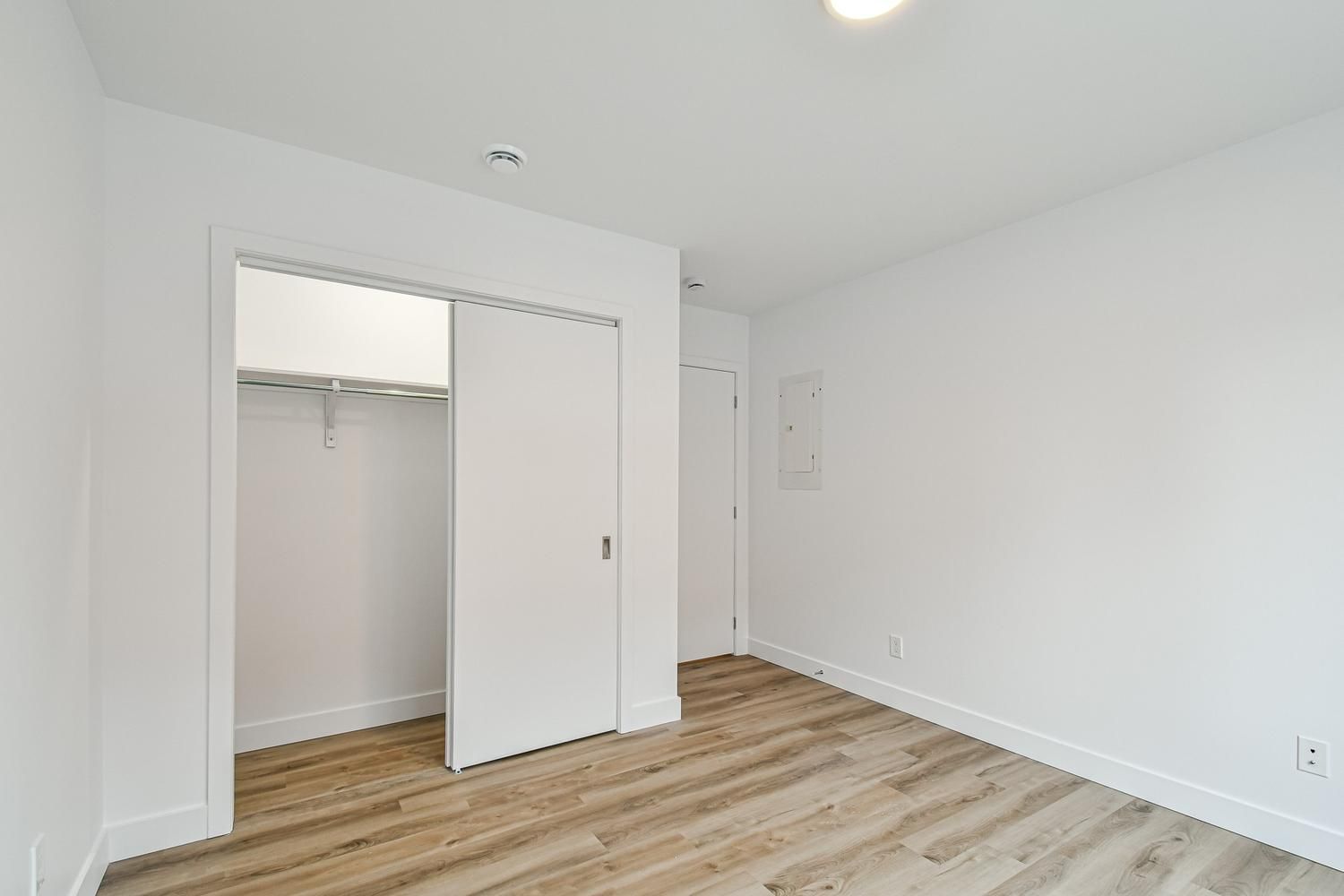 3½ à louer — 665 Rue Saint Christophe, app. 1 - photo 8