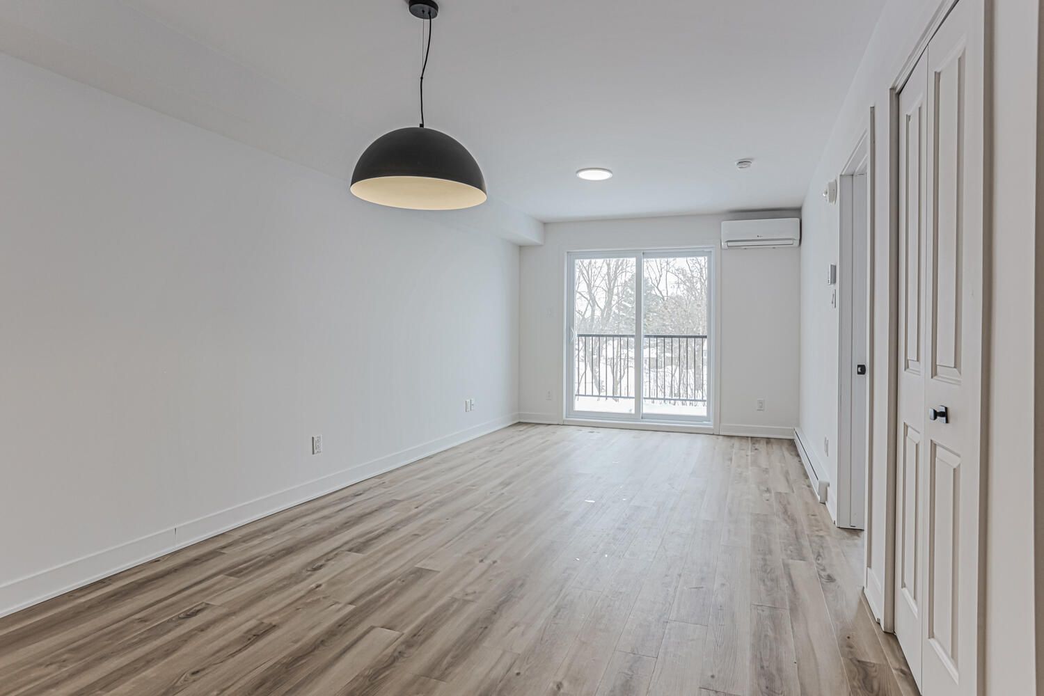 3½ à louer — 330 Rue de Bienville, app. 2 - photo 9